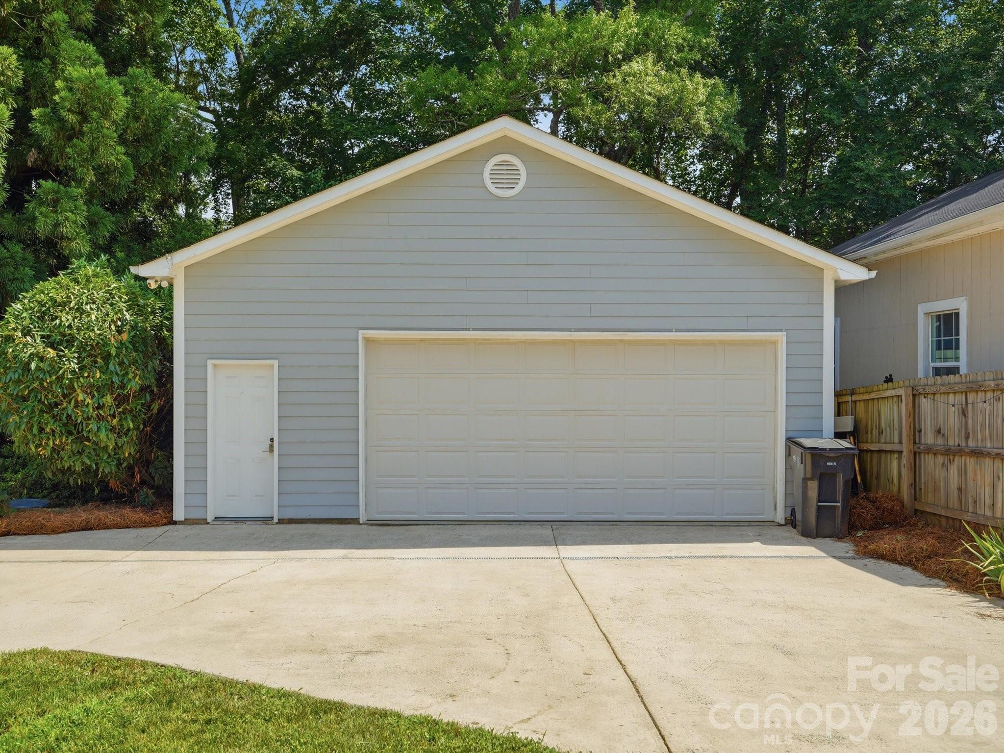 1730 Delchester Drive — Charlotte
