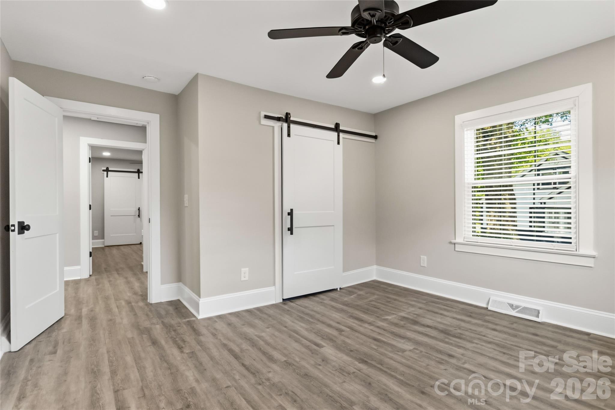 201 W Elm Street — Wingate