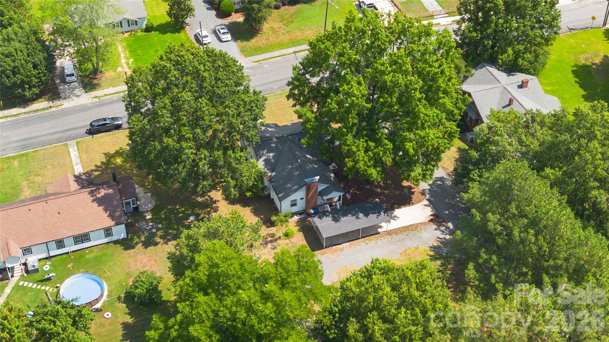 201 W Elm Street — Wingate