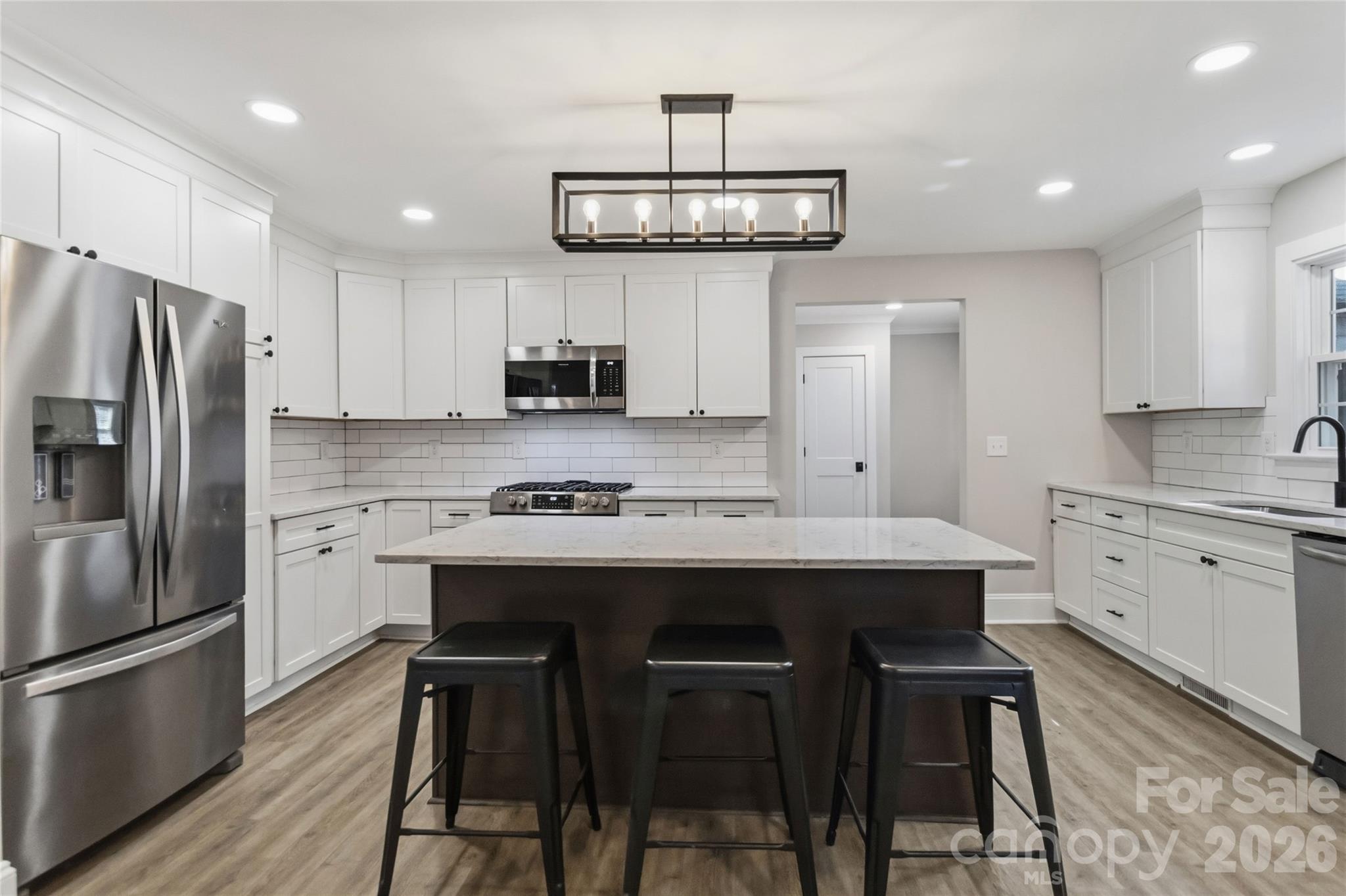 201 W Elm Street — Wingate