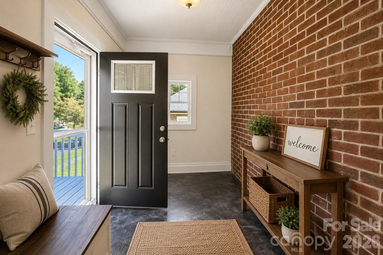 10 Enka Oak Street — Candler