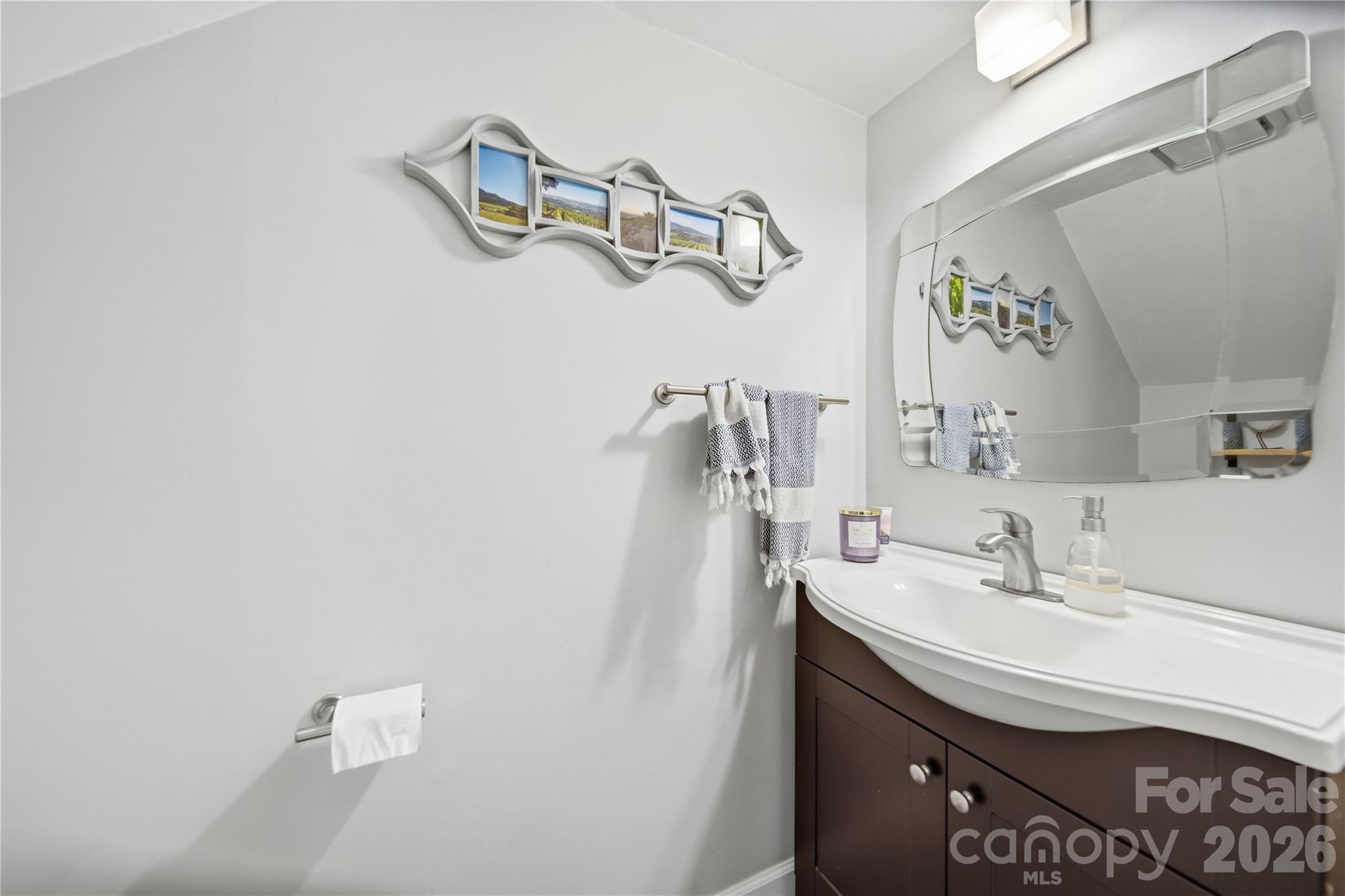 13707 Seaton Drive — Charlotte