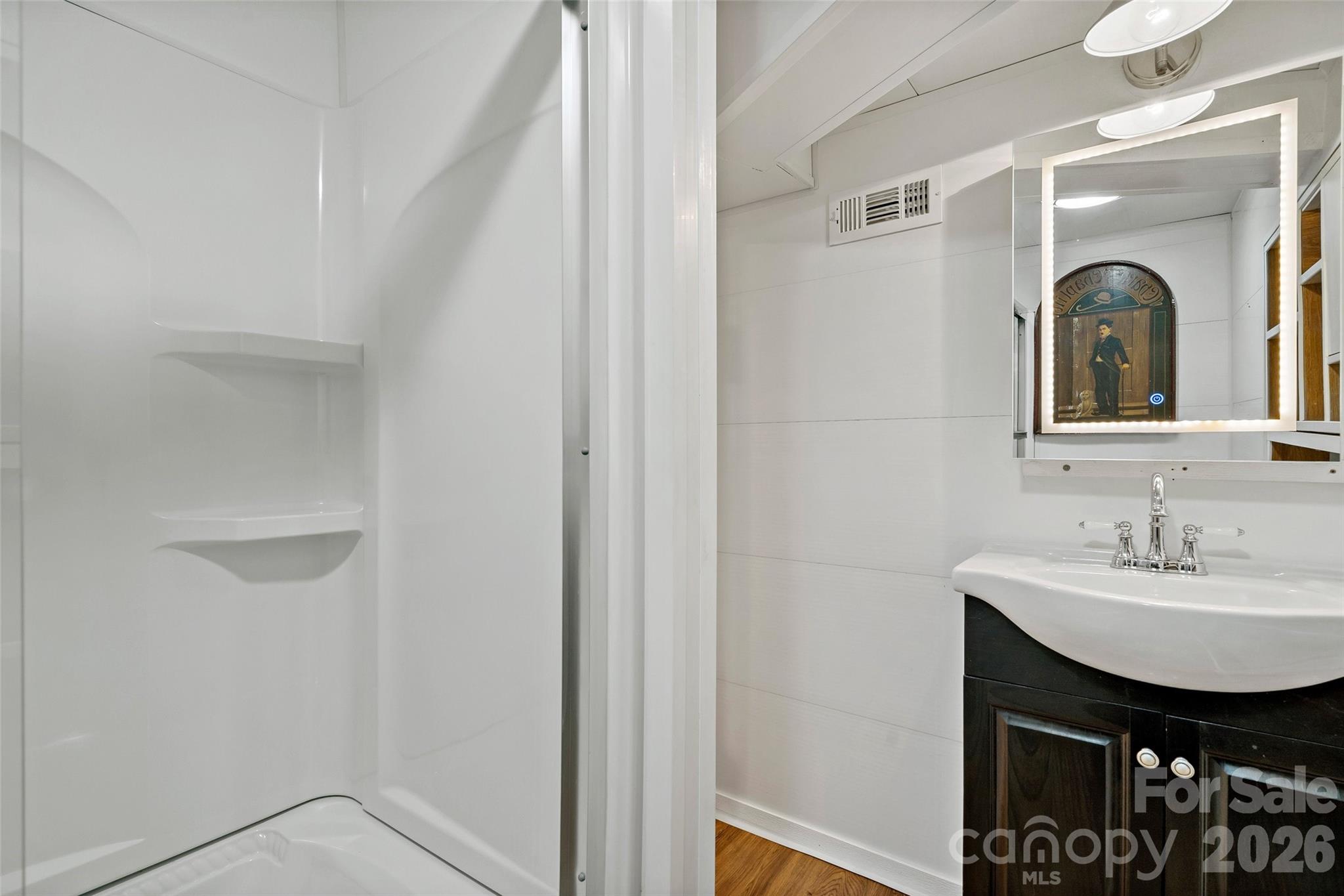 141 N Madison Street — Marion
