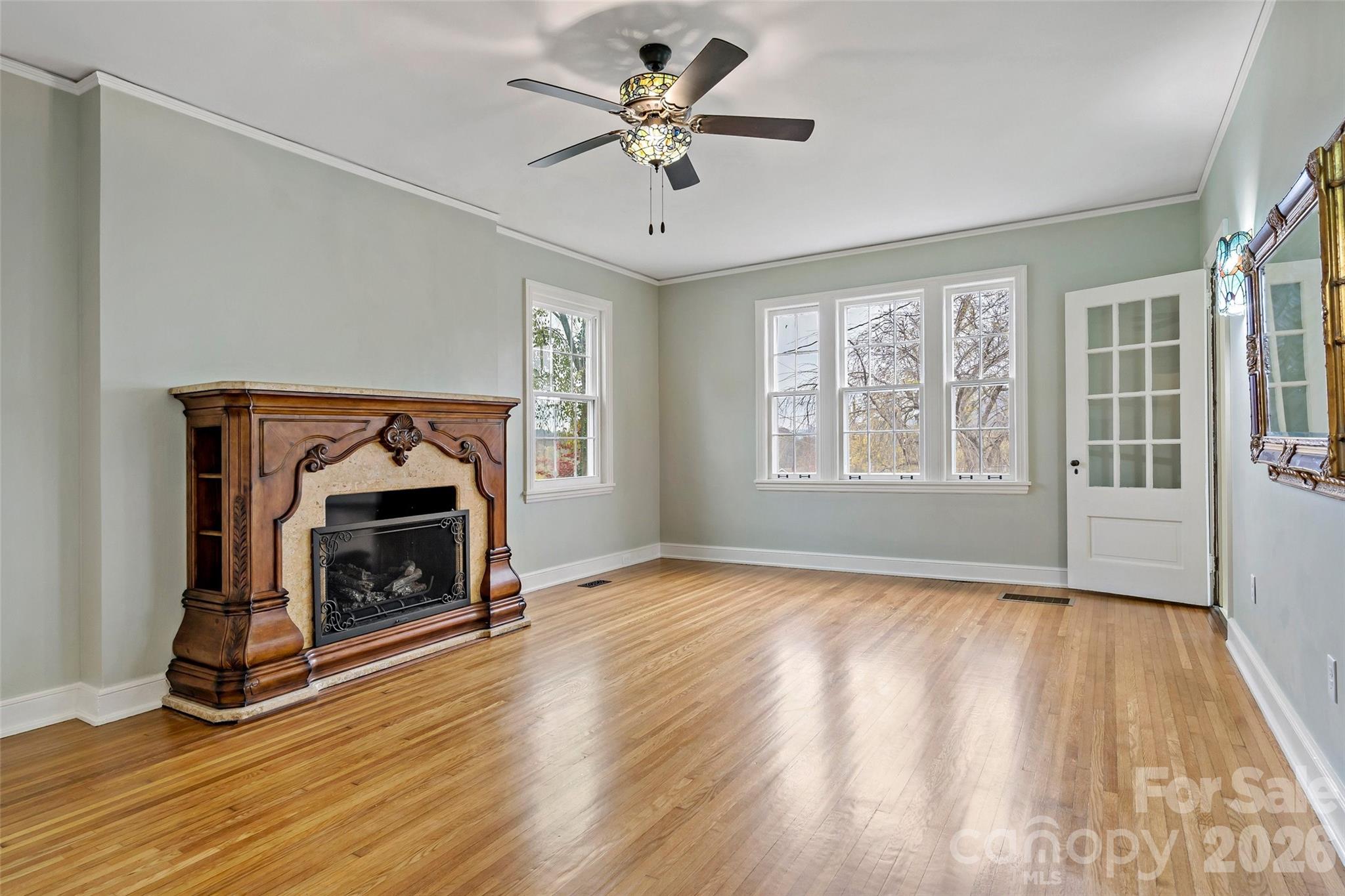 141 N Madison Street — Marion