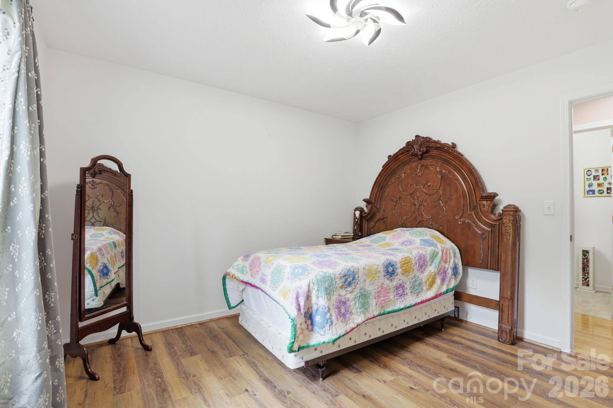 15 Valley Street — Granite Falls