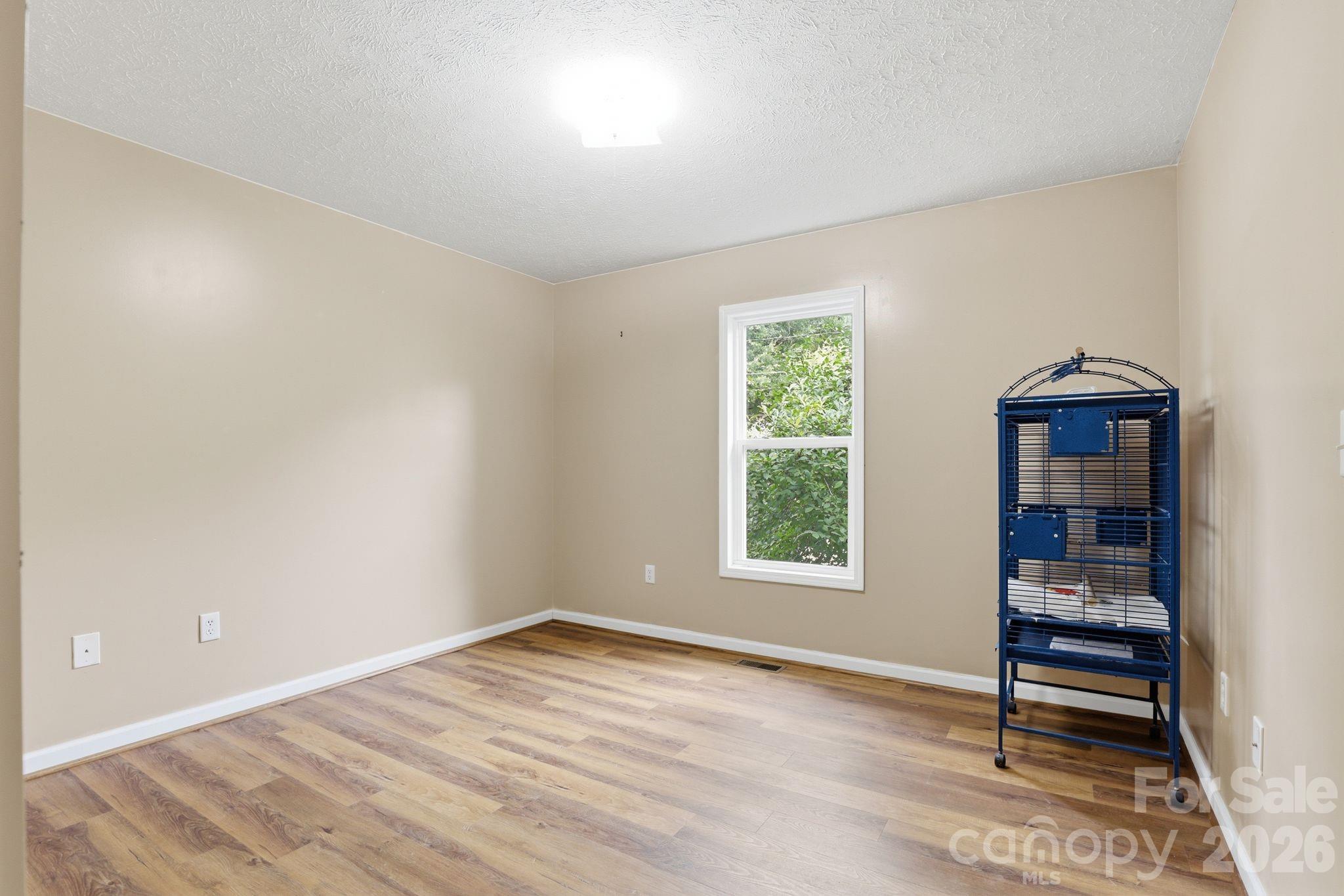 15 Valley Street — Granite Falls