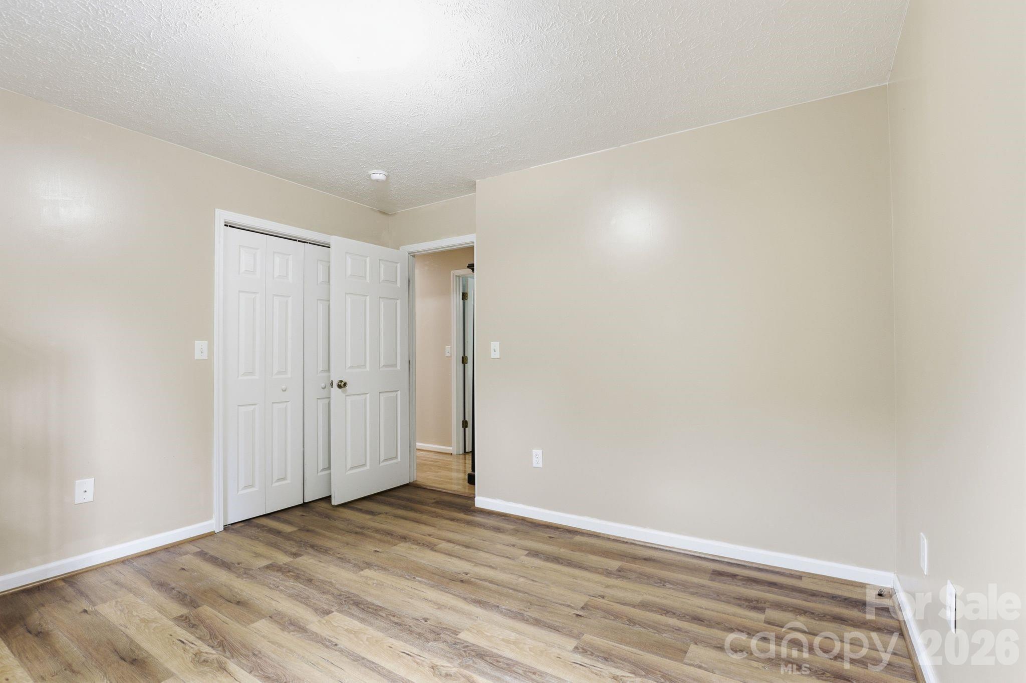 15 Valley Street — Granite Falls