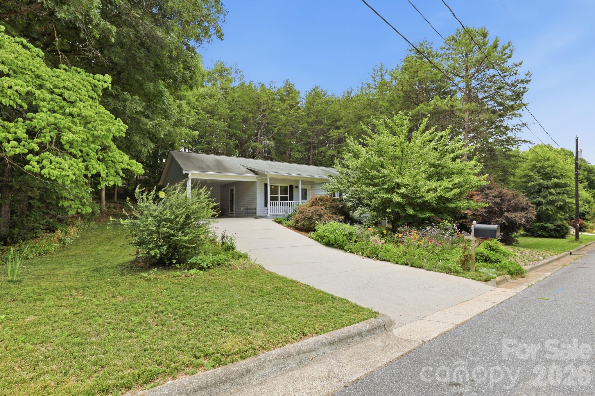 15 Valley Street — Granite Falls