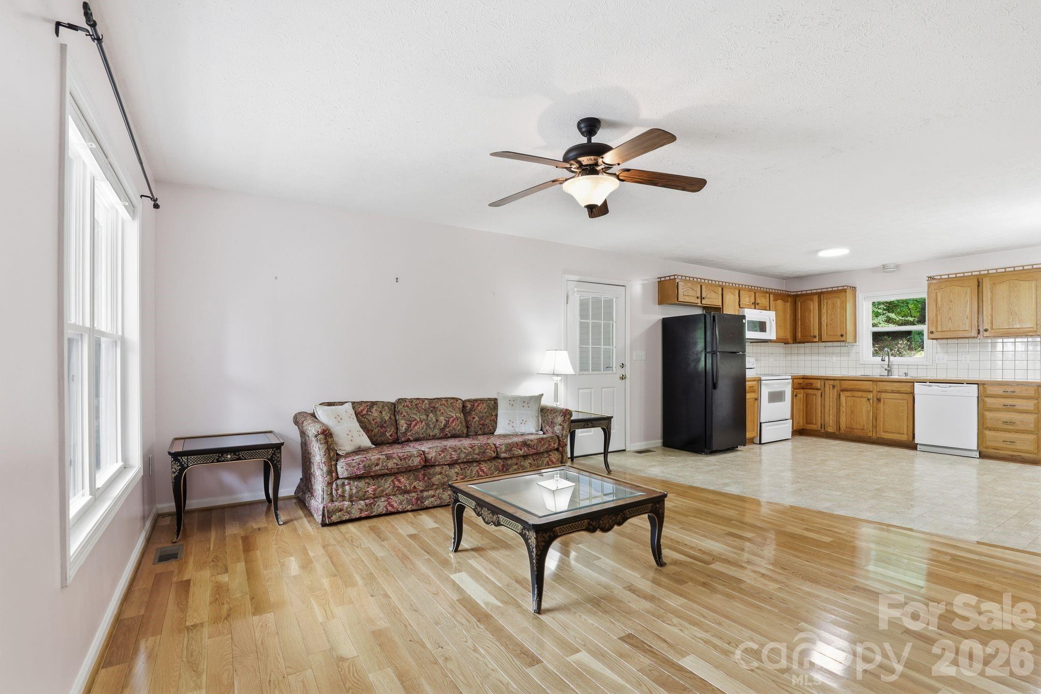 15 Valley Street — Granite Falls