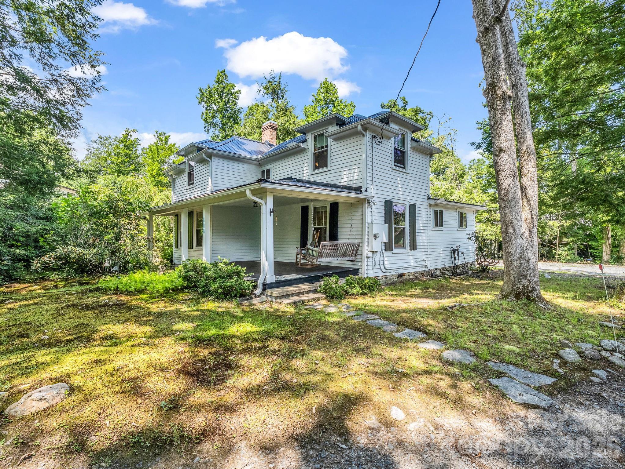 808 Montreat Road — Black Mountain