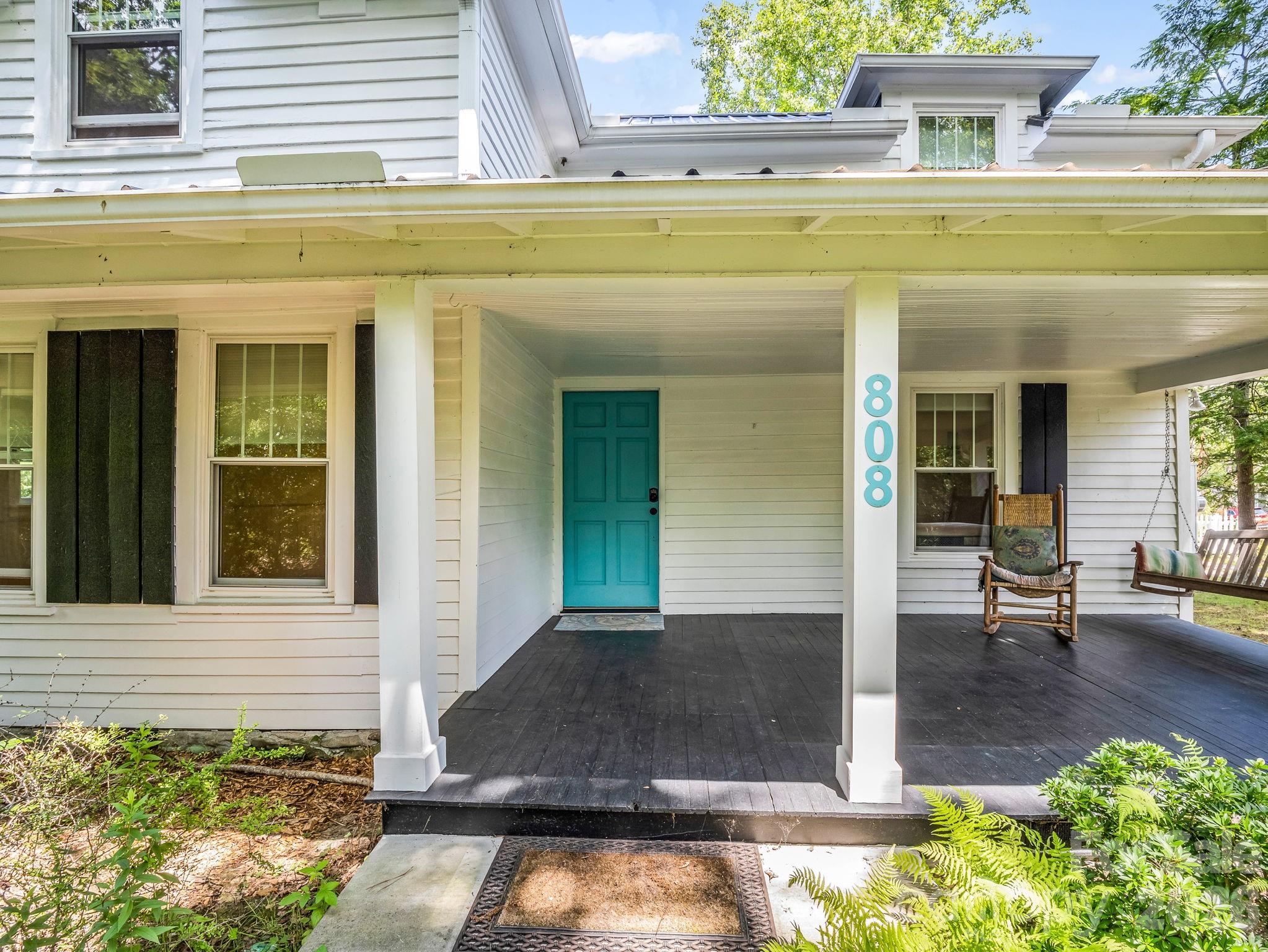 808 Montreat Road — Black Mountain