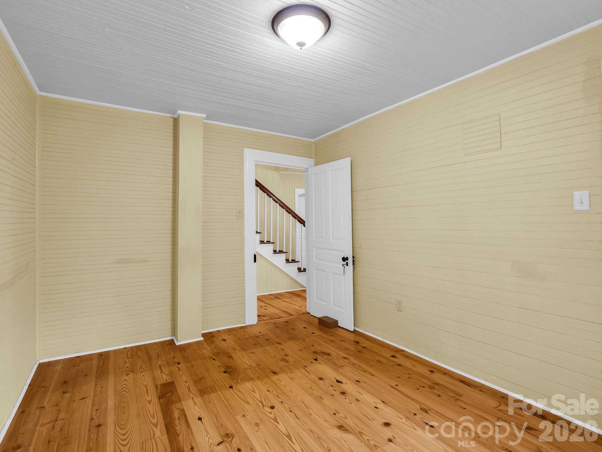 808 Montreat Road — Black Mountain