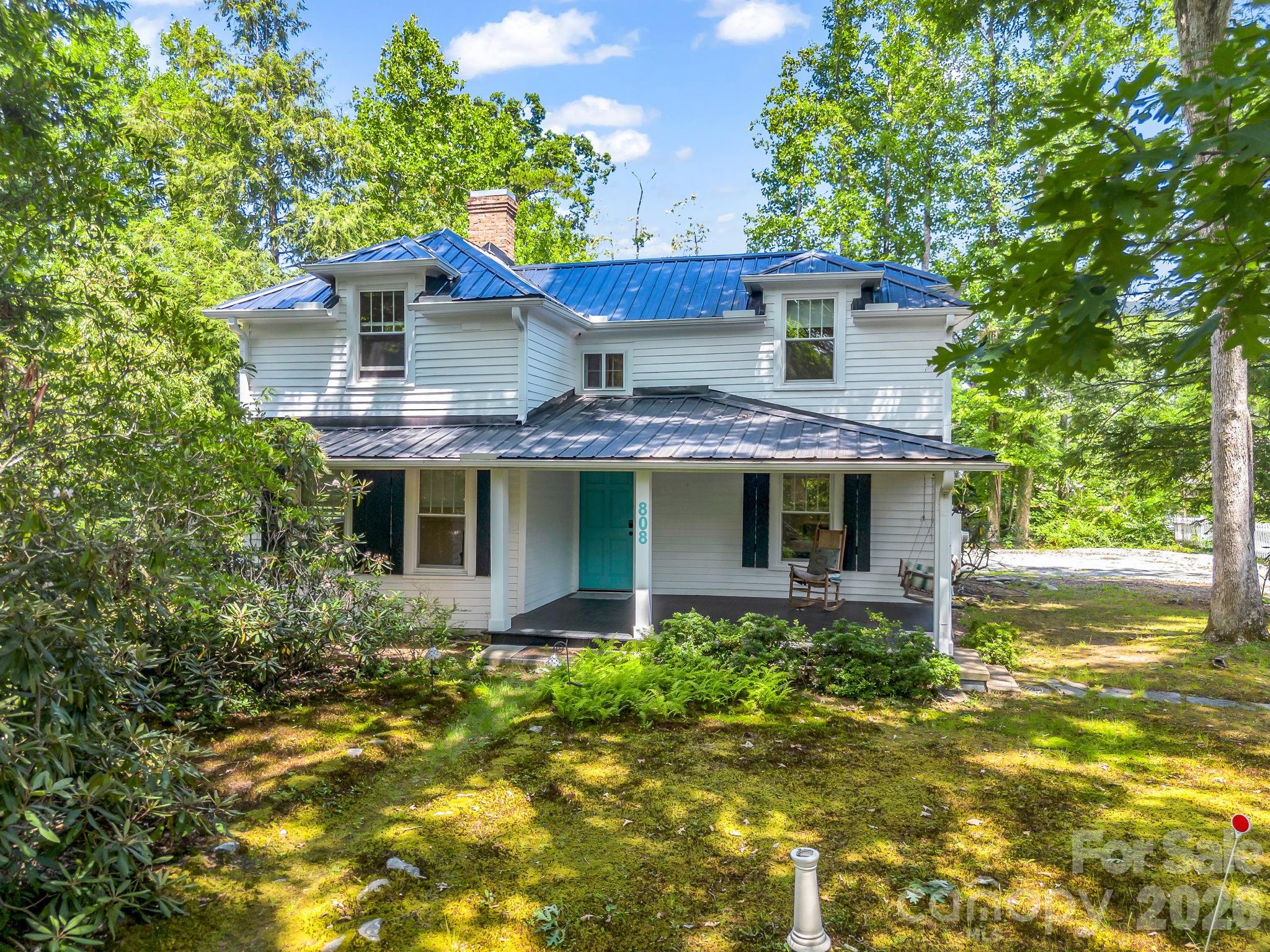 808 Montreat Road — Black Mountain