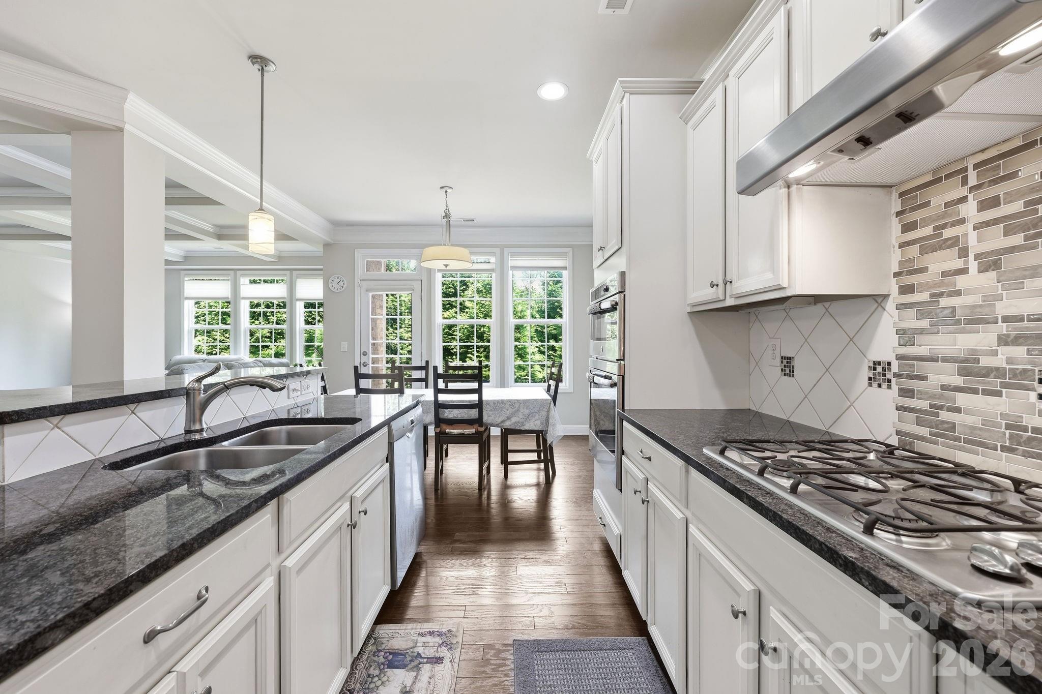 9659 Camberley Avenue NW — Concord
