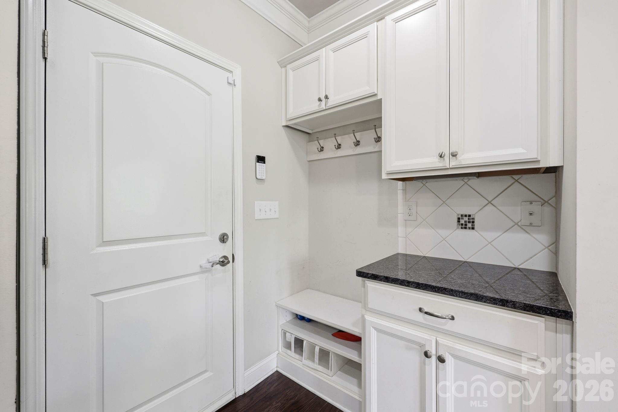 9659 Camberley Avenue NW — Concord