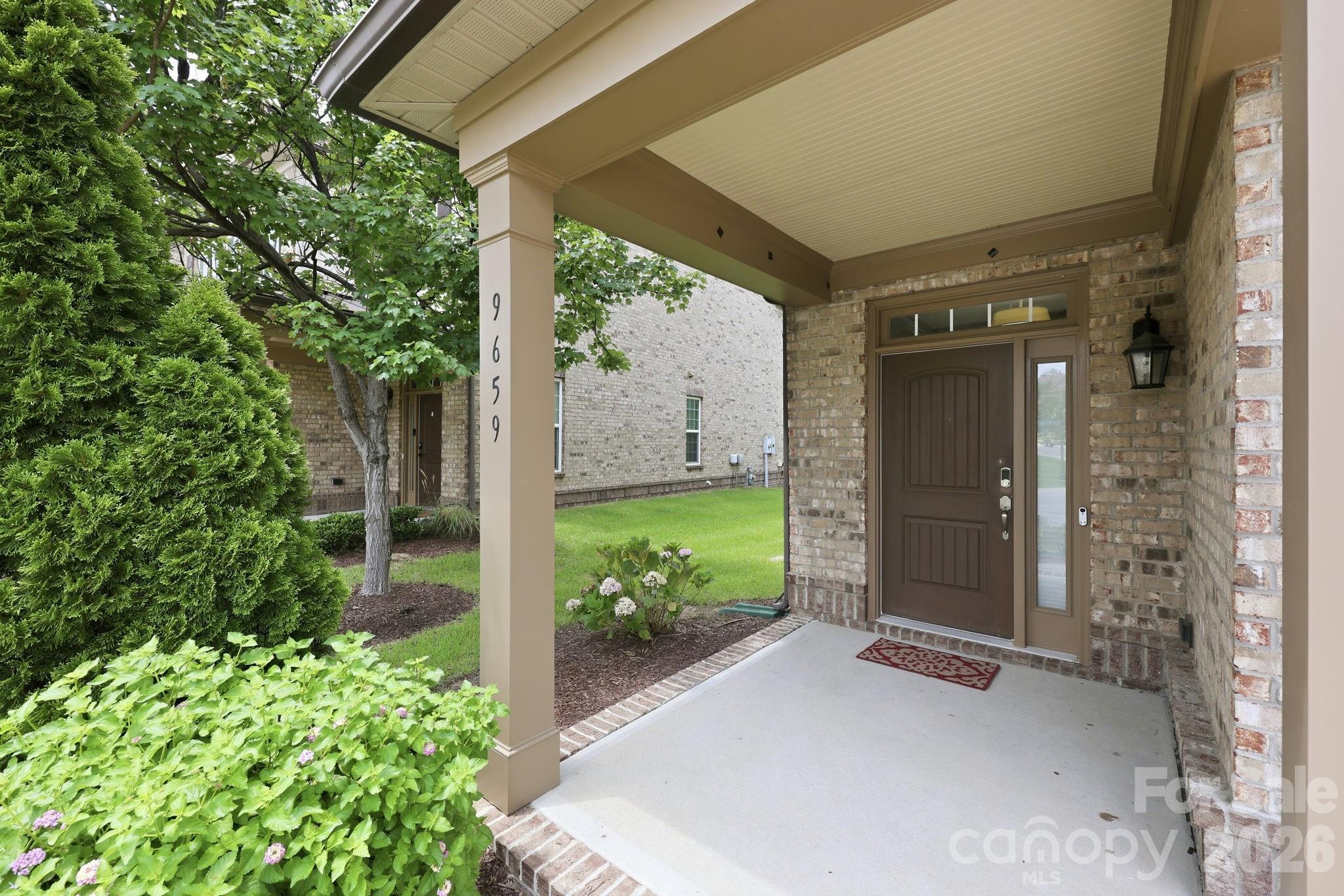 9659 Camberley Avenue NW — Concord