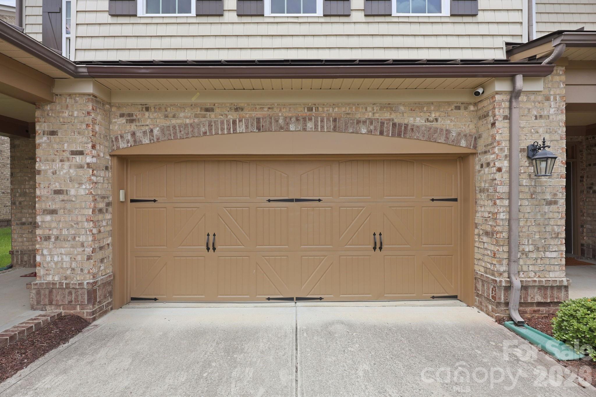 9659 Camberley Avenue NW — Concord