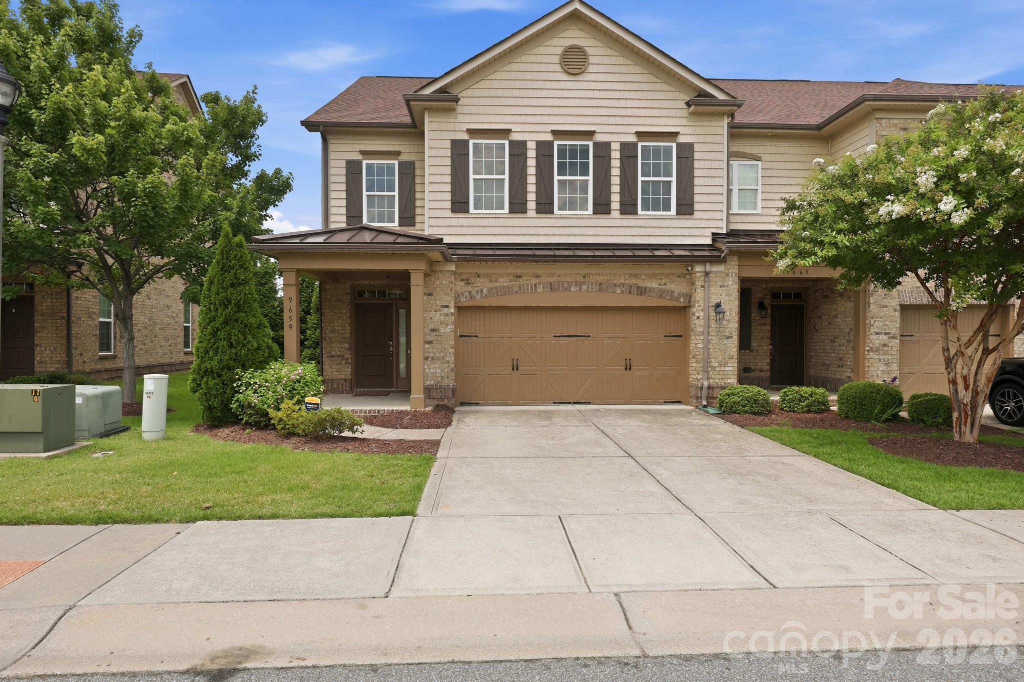 9659 Camberley Avenue NW — Concord