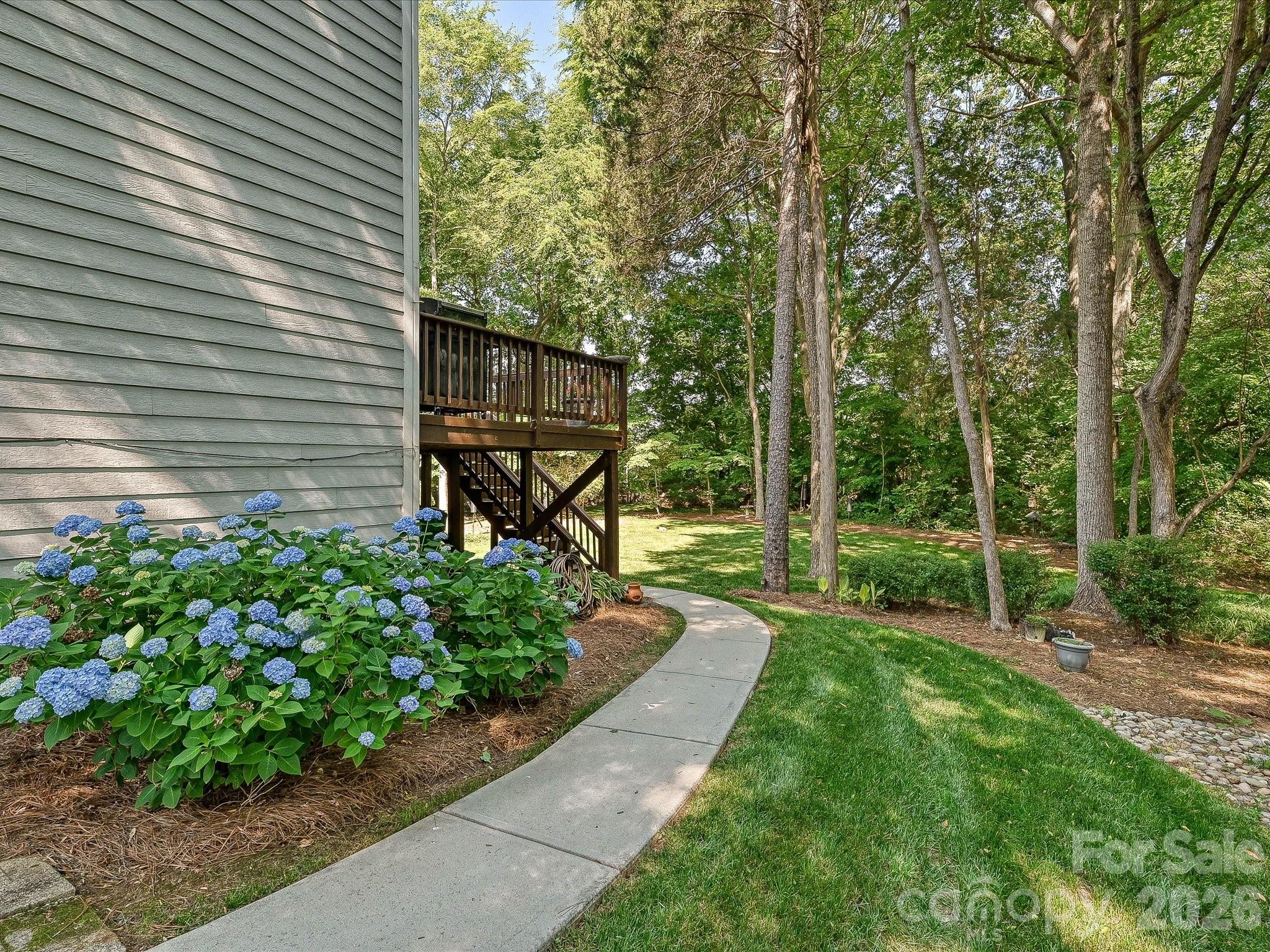 5710 Kinglet Lane — Charlotte