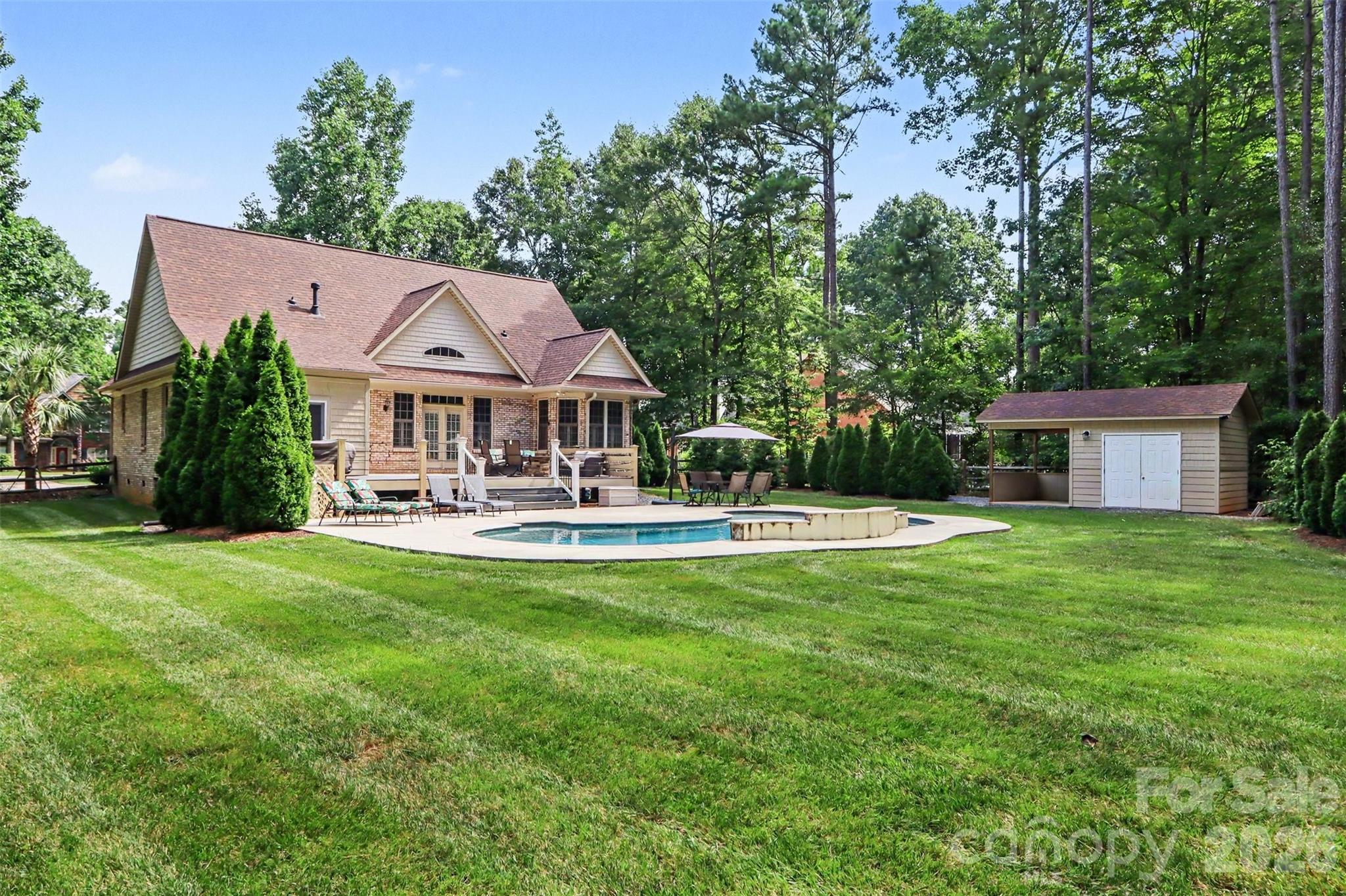 2062 Brandt Road — York