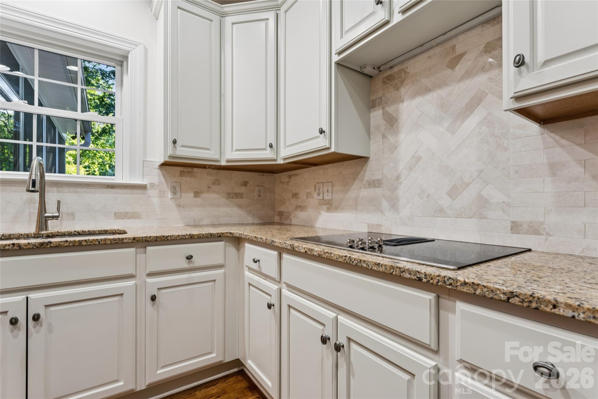 9727 Devonshire Drive — Huntersville