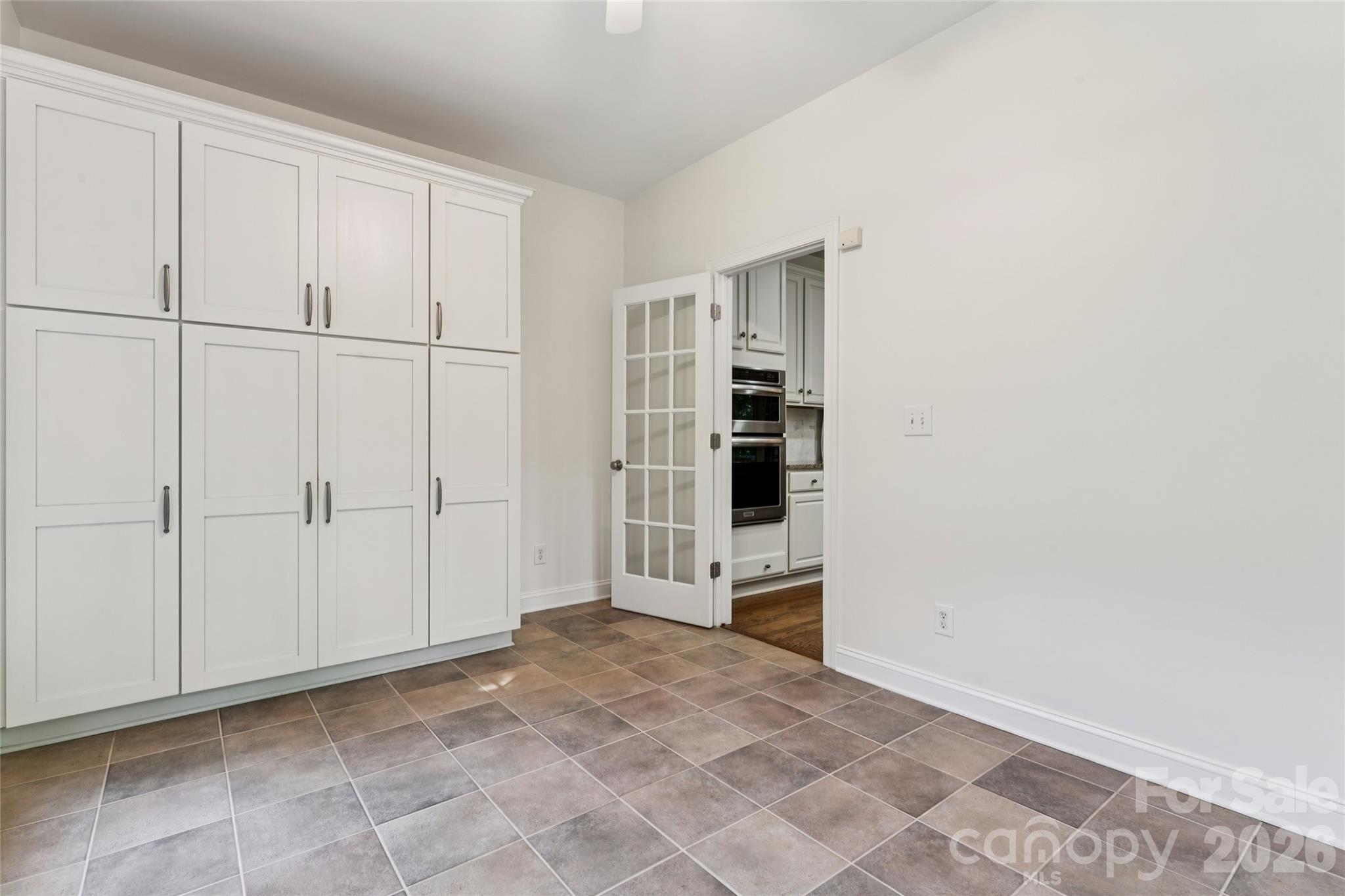 9727 Devonshire Drive — Huntersville