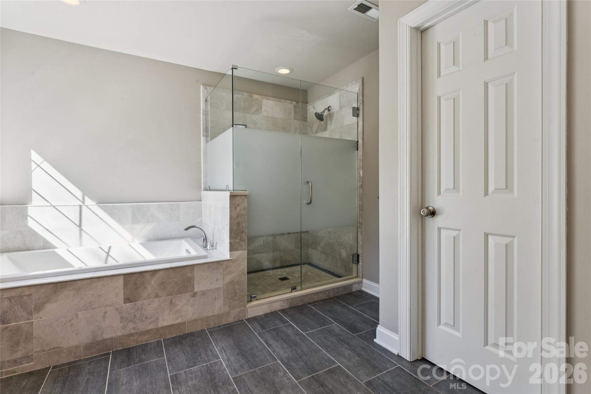 9727 Devonshire Drive — Huntersville