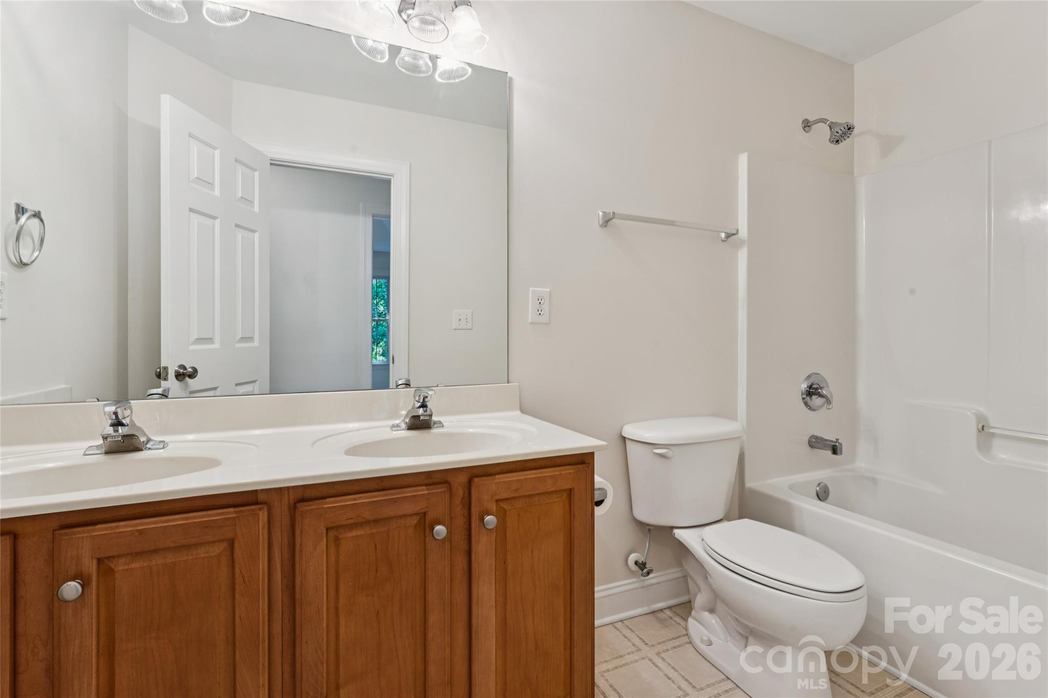 9727 Devonshire Drive — Huntersville