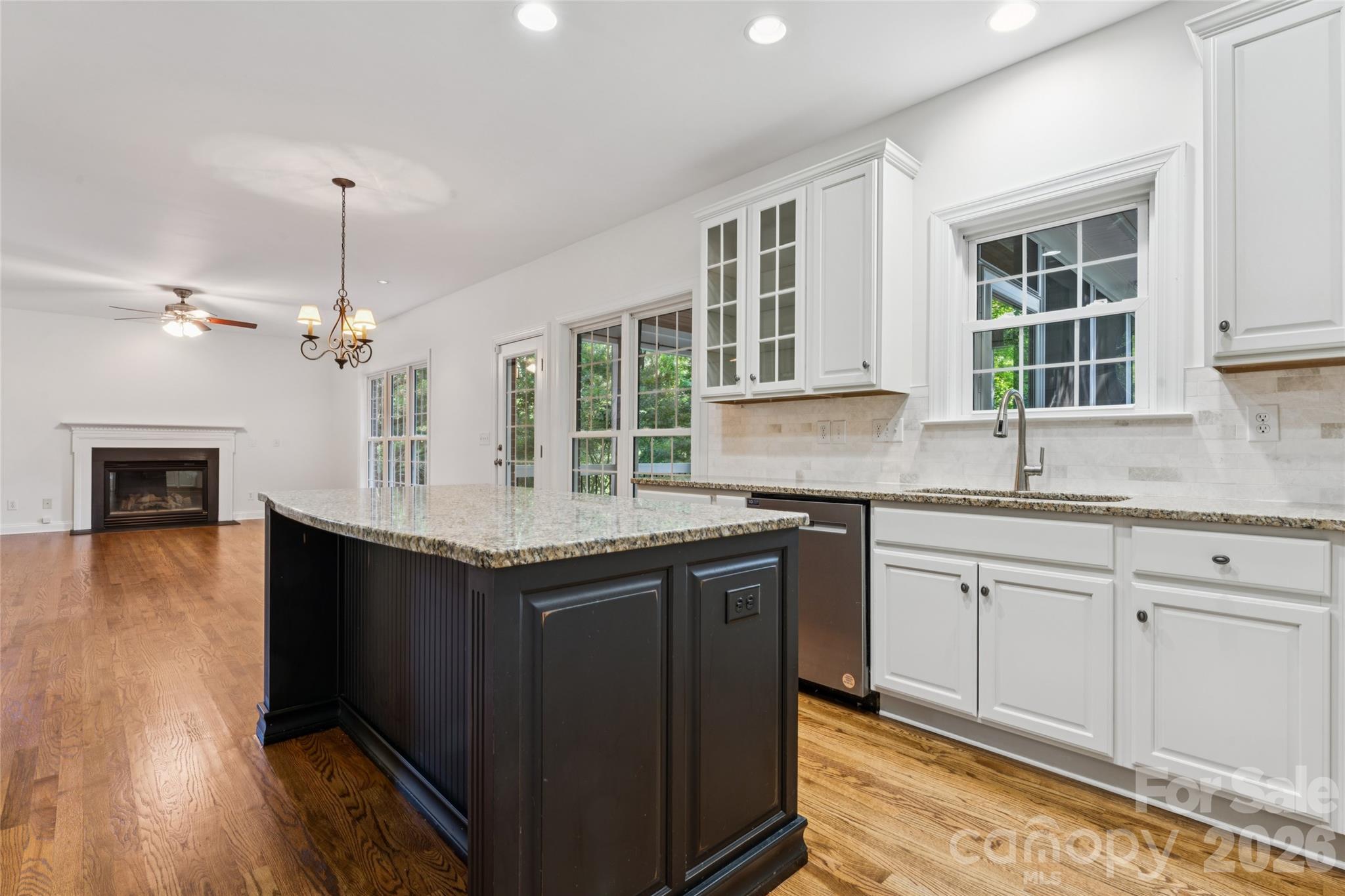 9727 Devonshire Drive — Huntersville