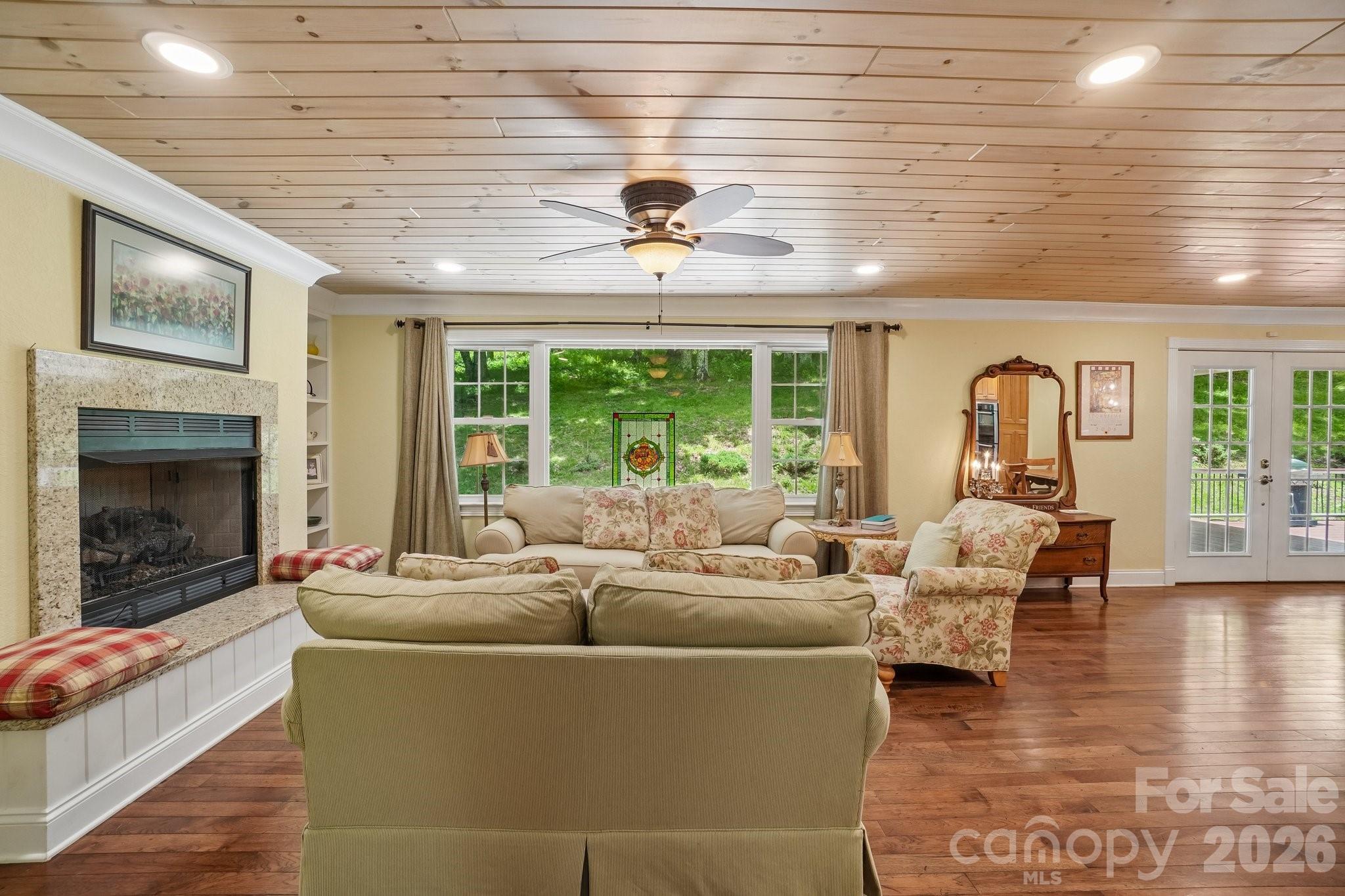 671 Trillium Lane — Mars Hill
