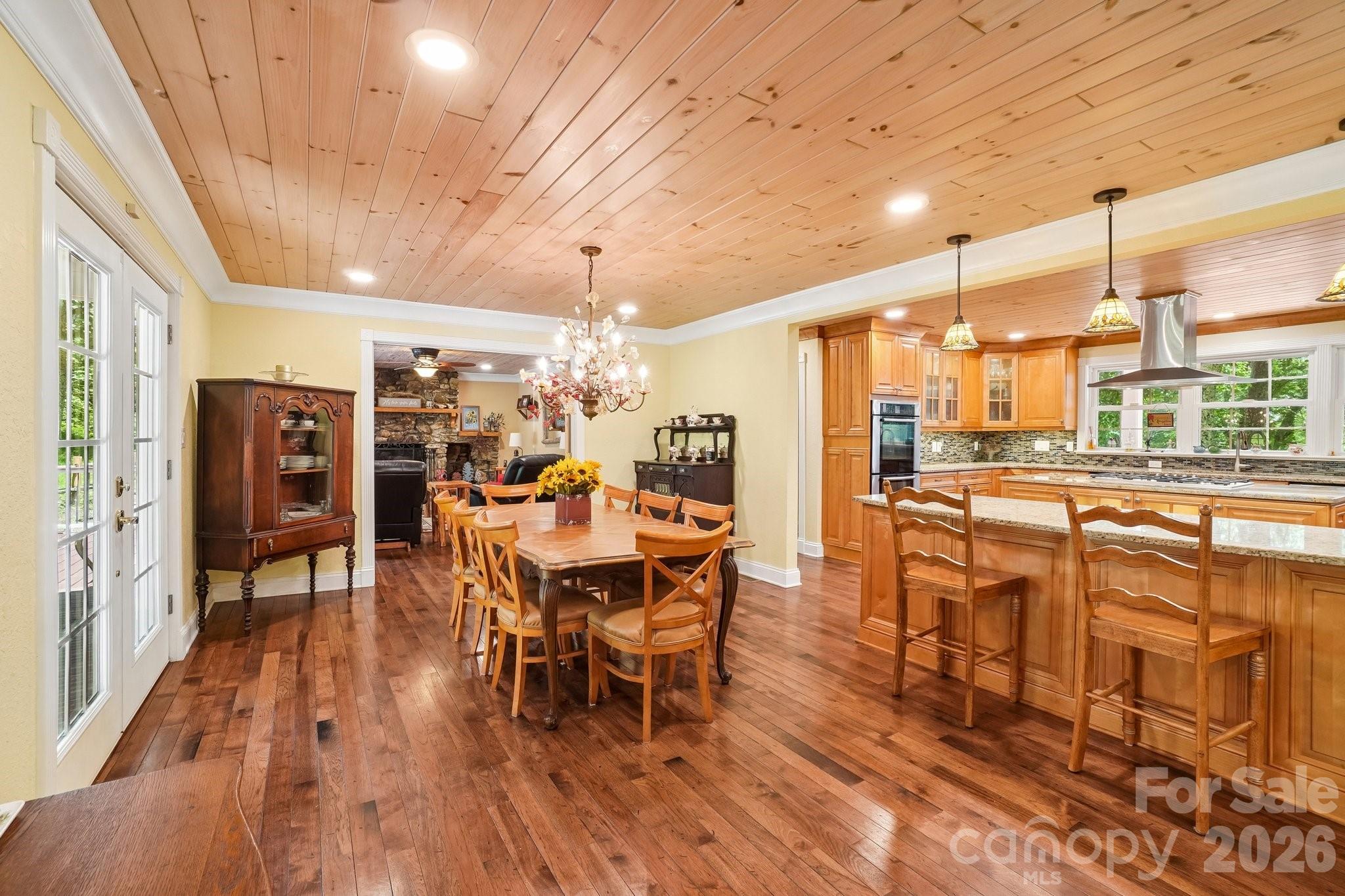 671 Trillium Lane — Mars Hill