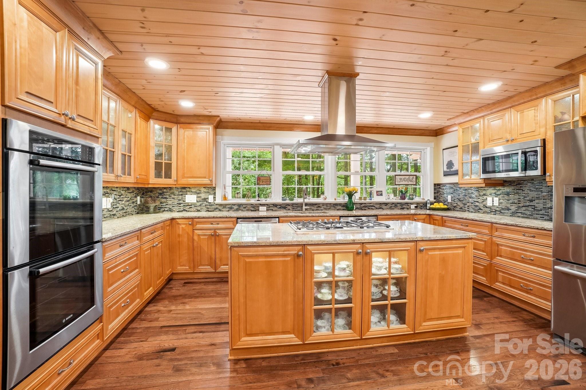 671 Trillium Lane — Mars Hill