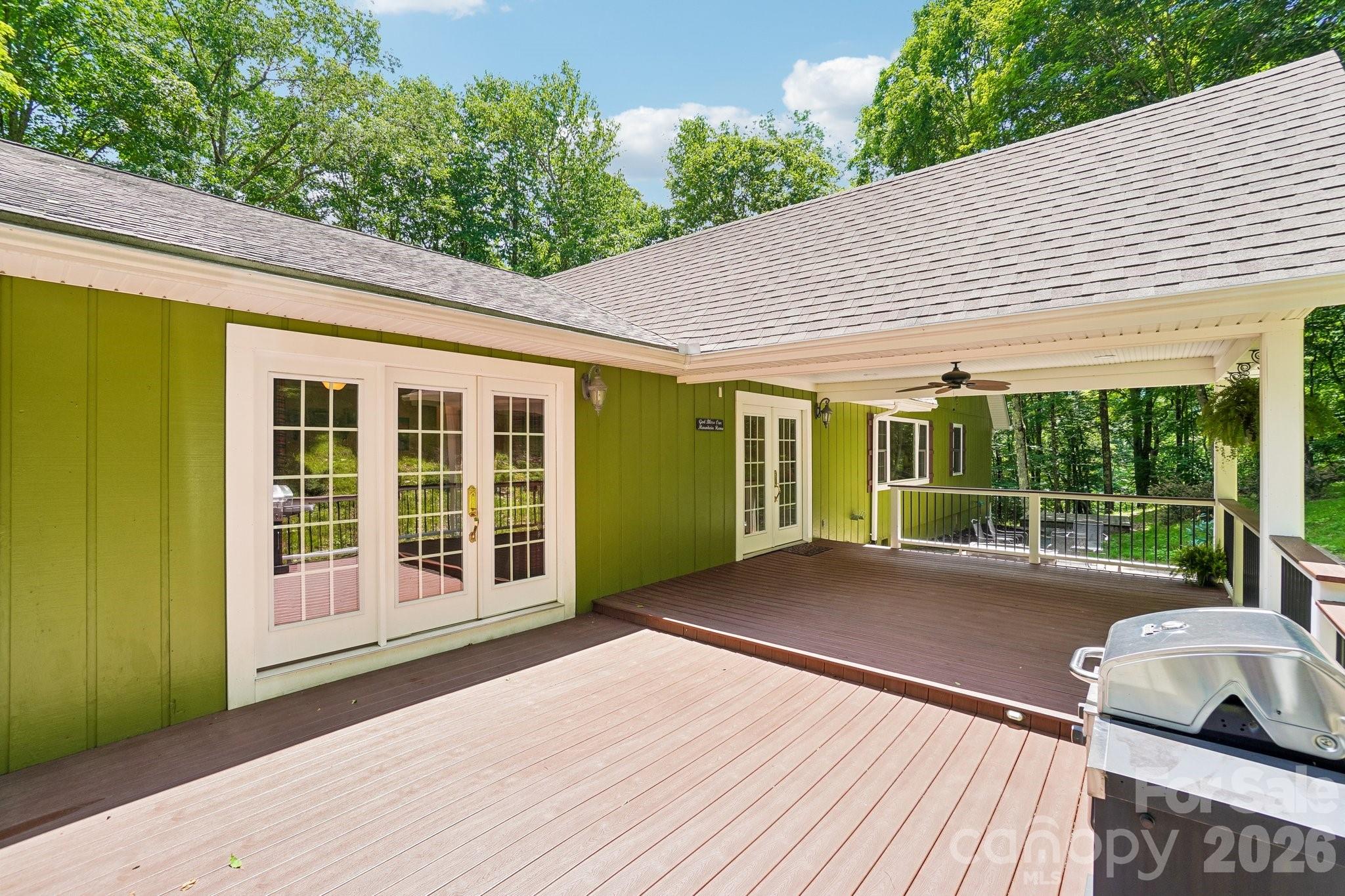 671 Trillium Lane — Mars Hill