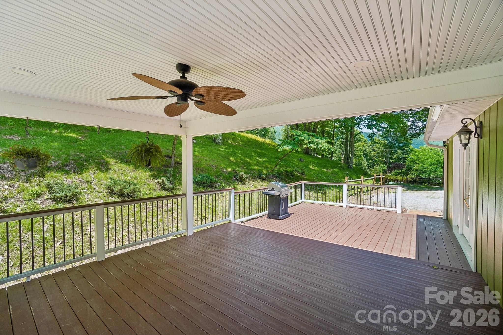 671 Trillium Lane — Mars Hill