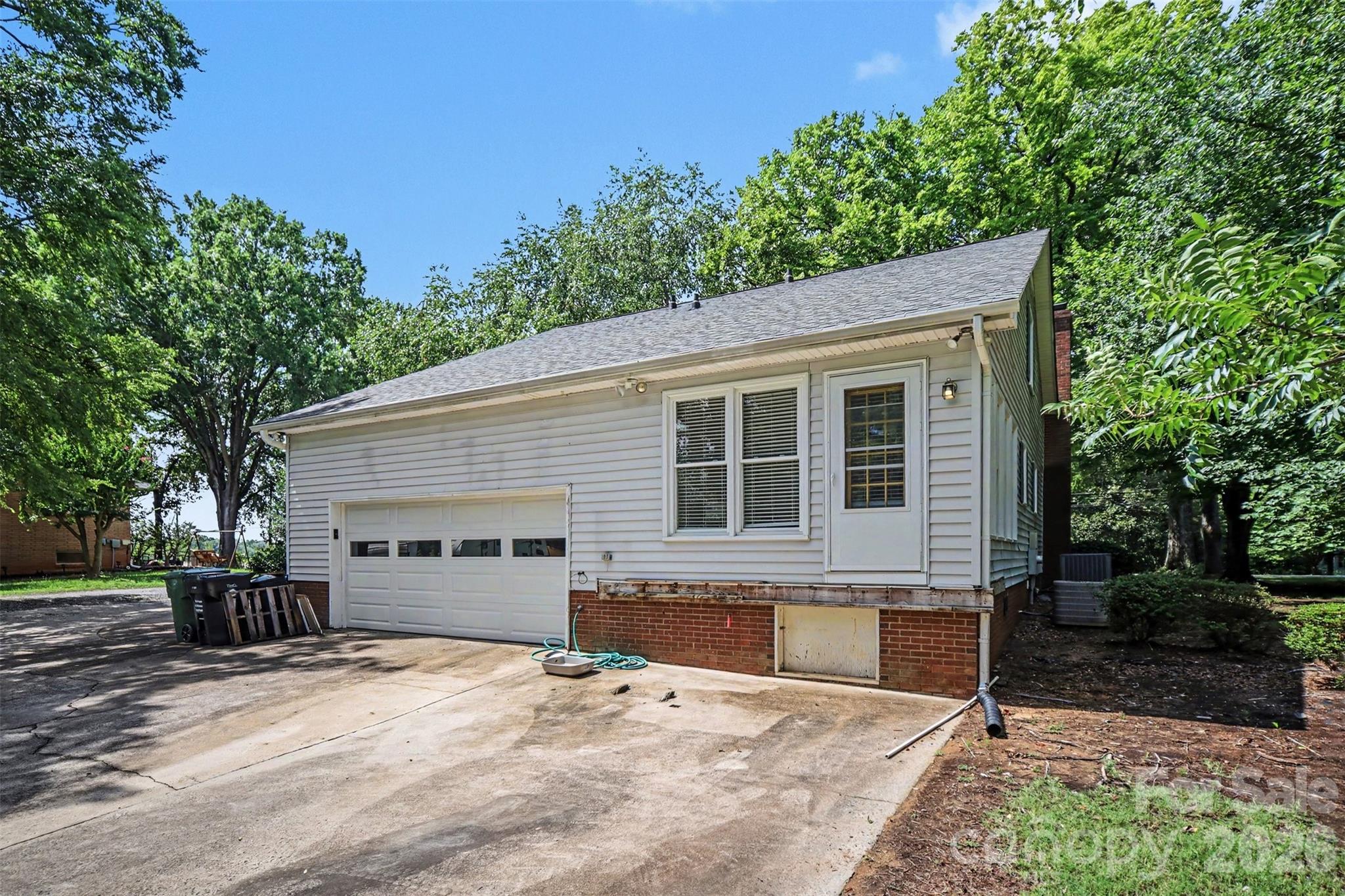 2710 Eva Drive NW — Concord