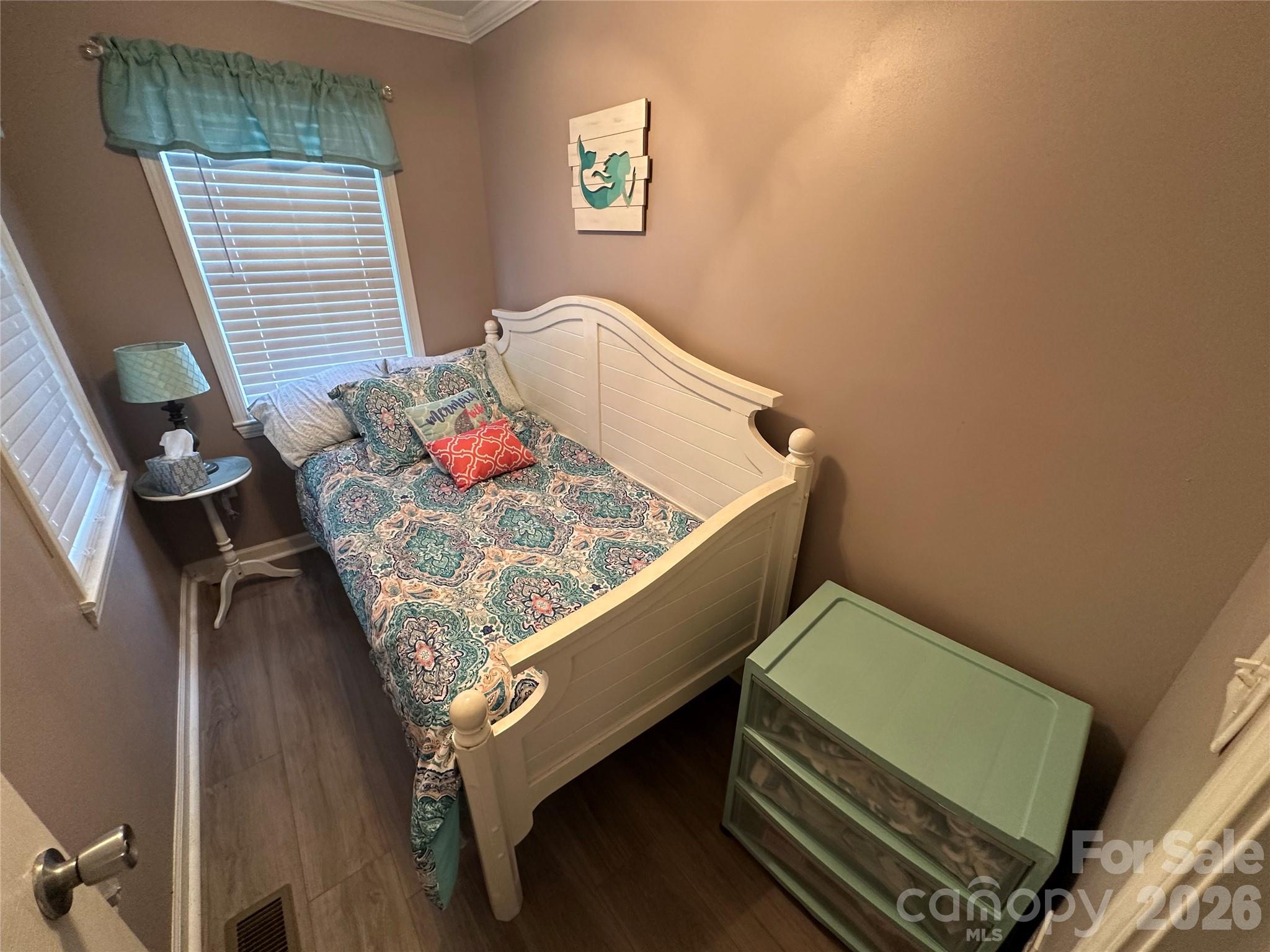 138 Marina Drive — New London