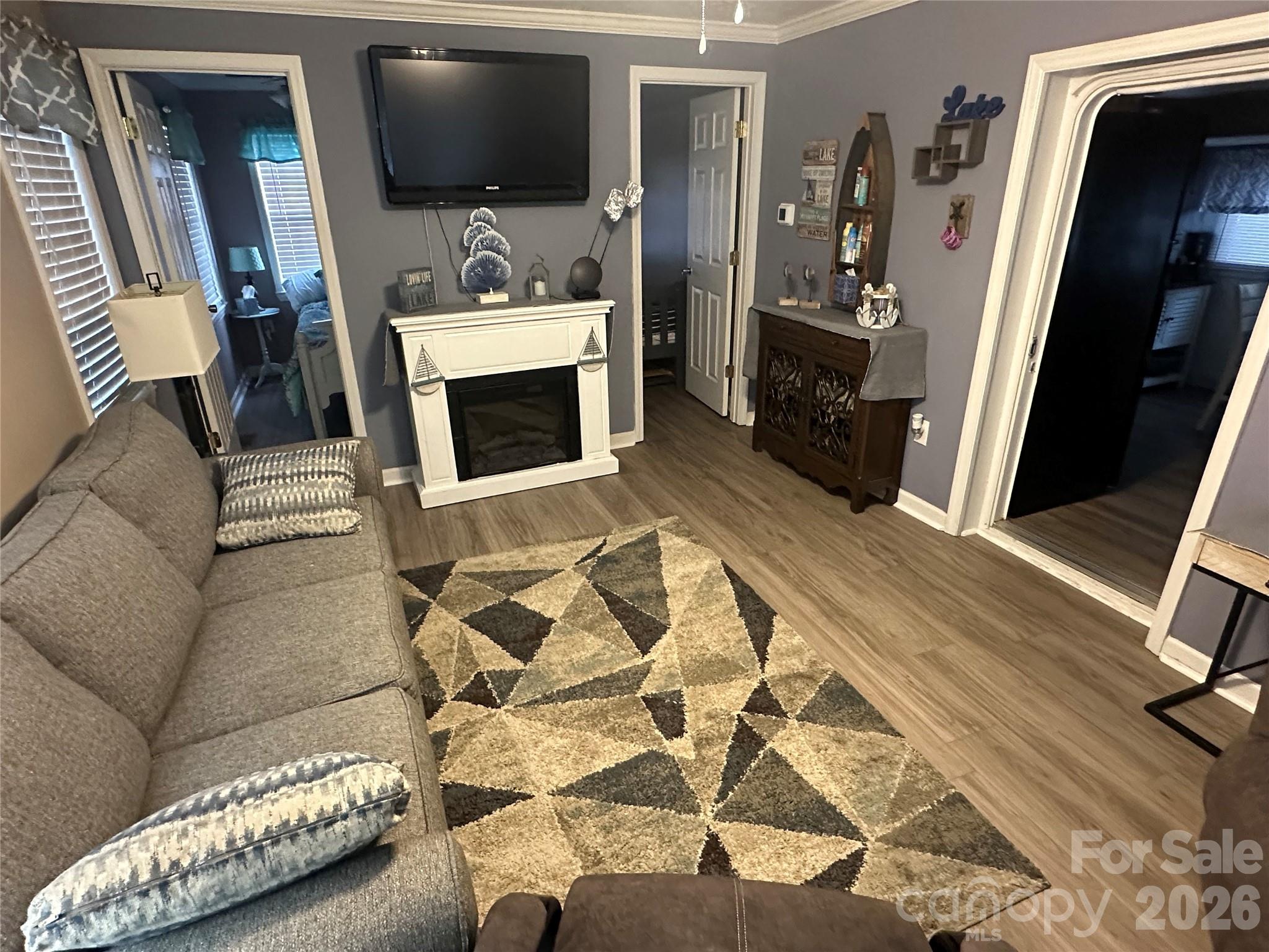 138 Marina Drive — New London