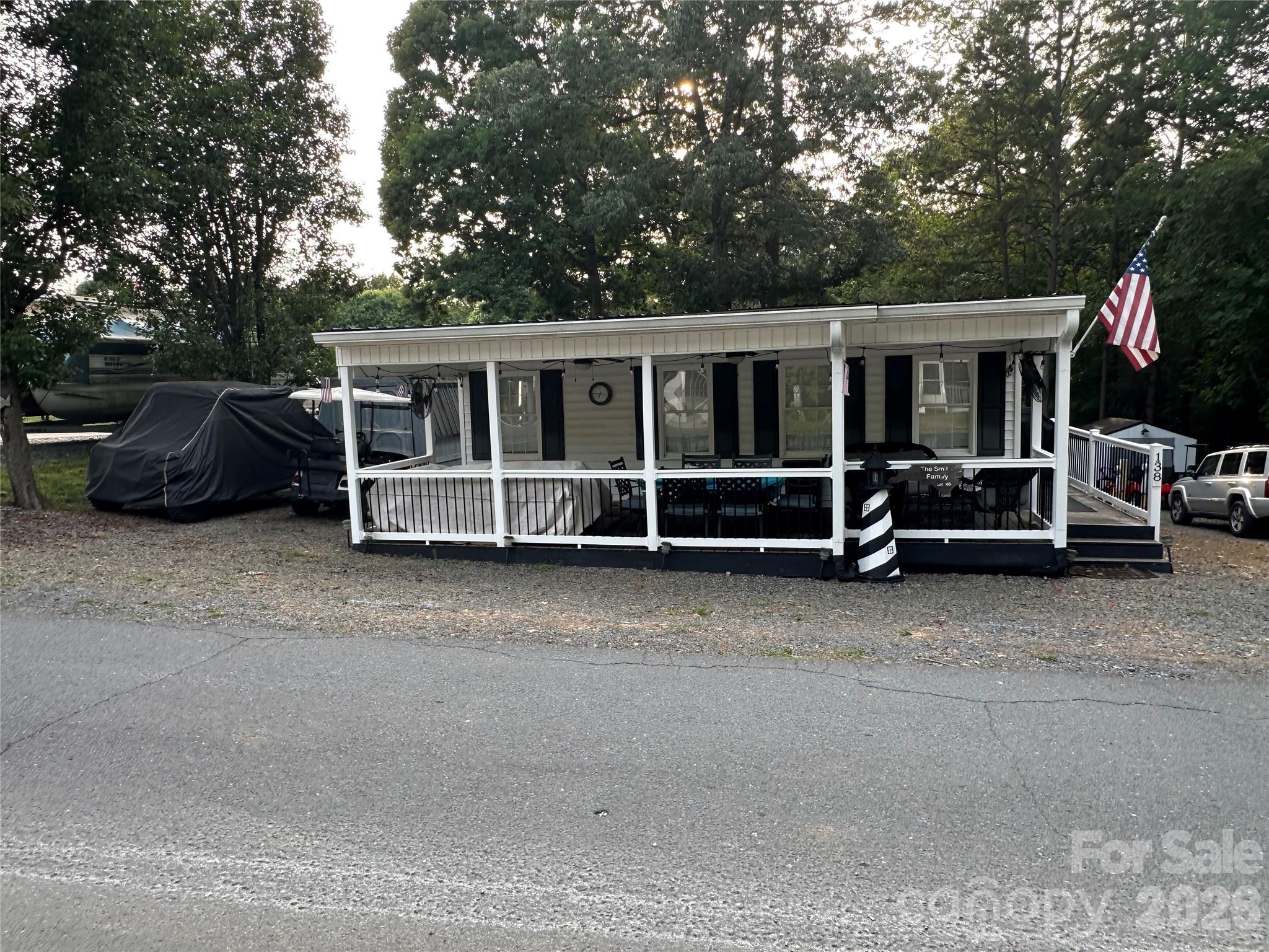 138 Marina Drive — New London
