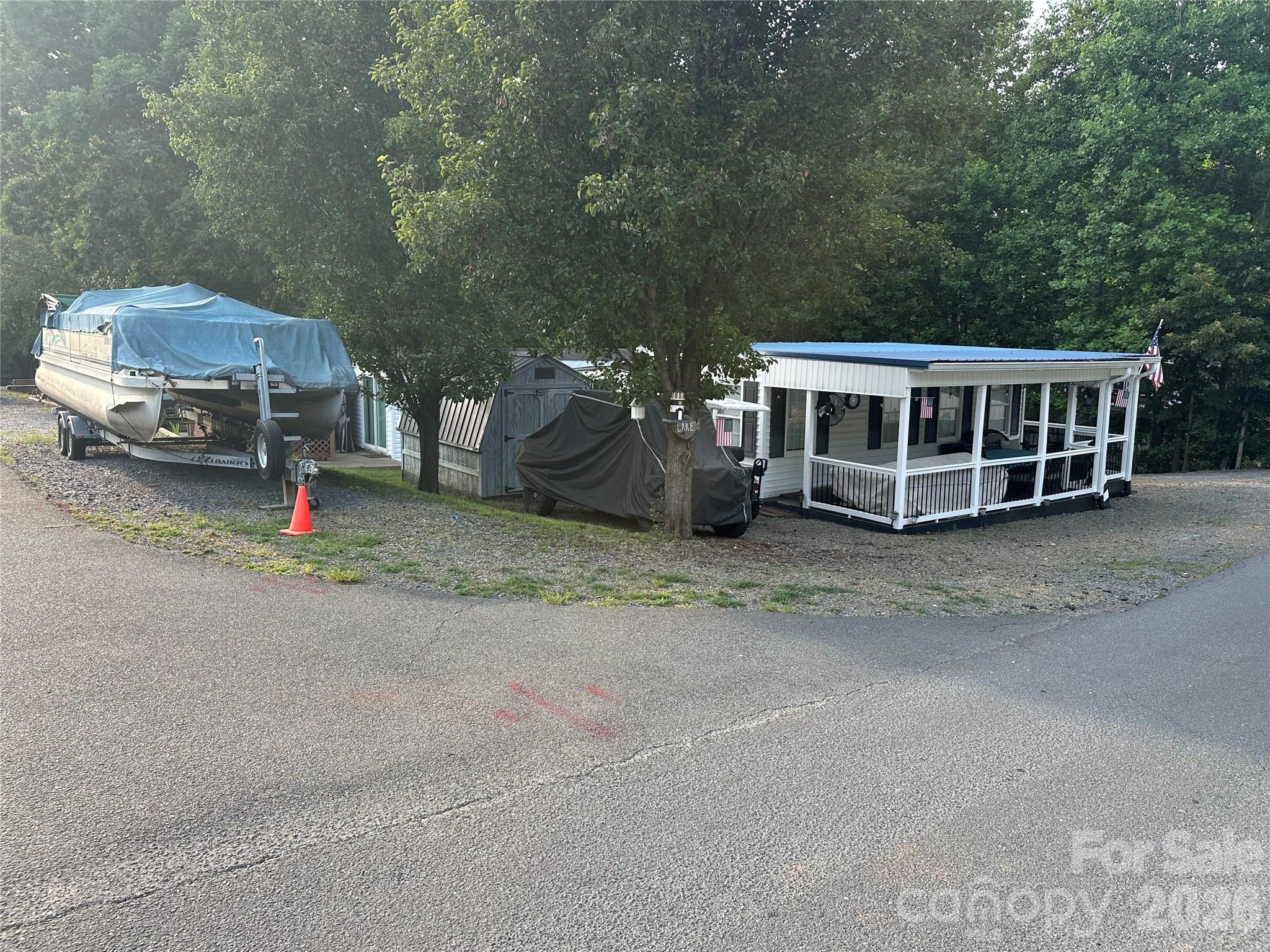 138 Marina Drive — New London