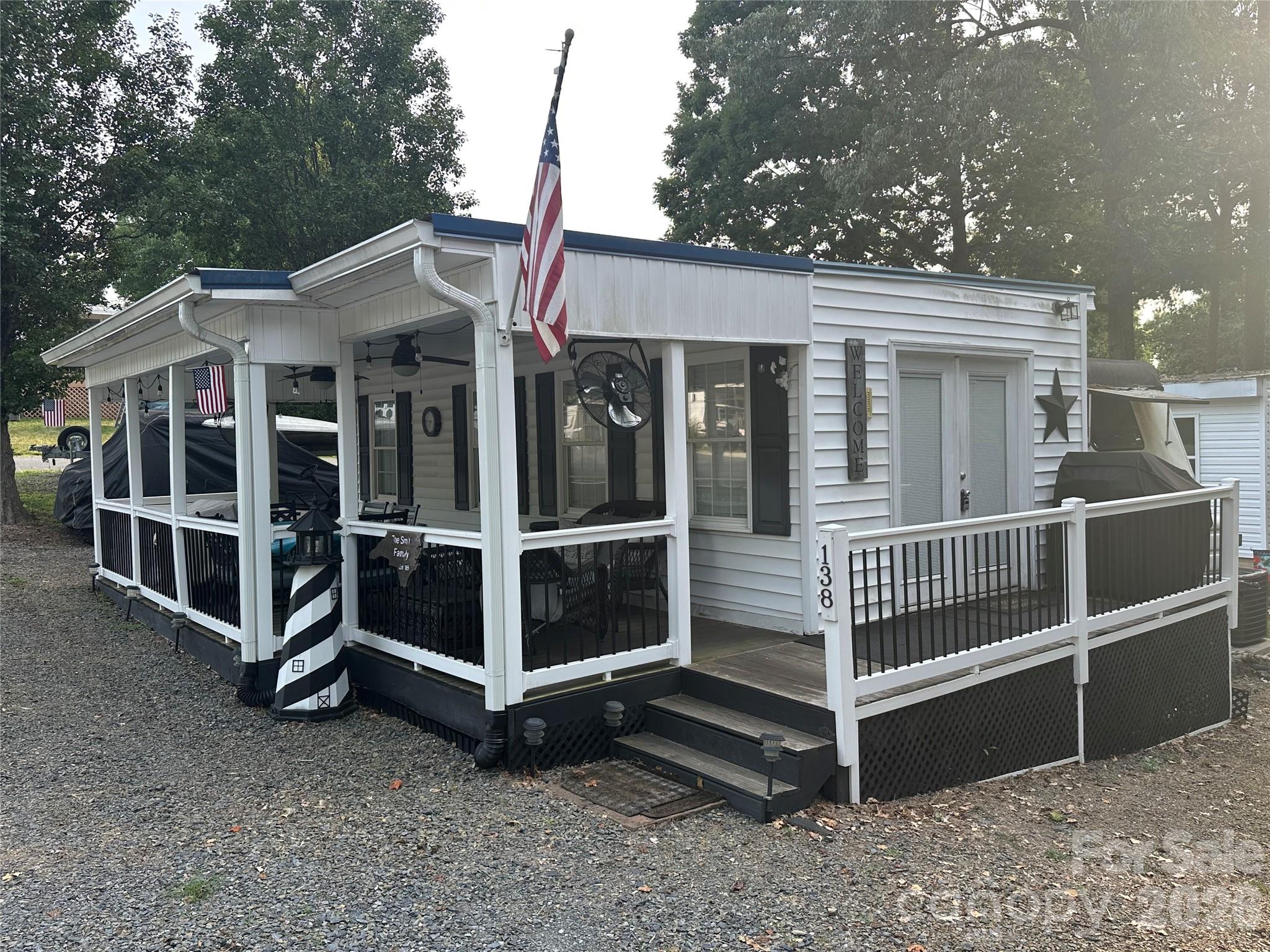 138 Marina Drive — New London
