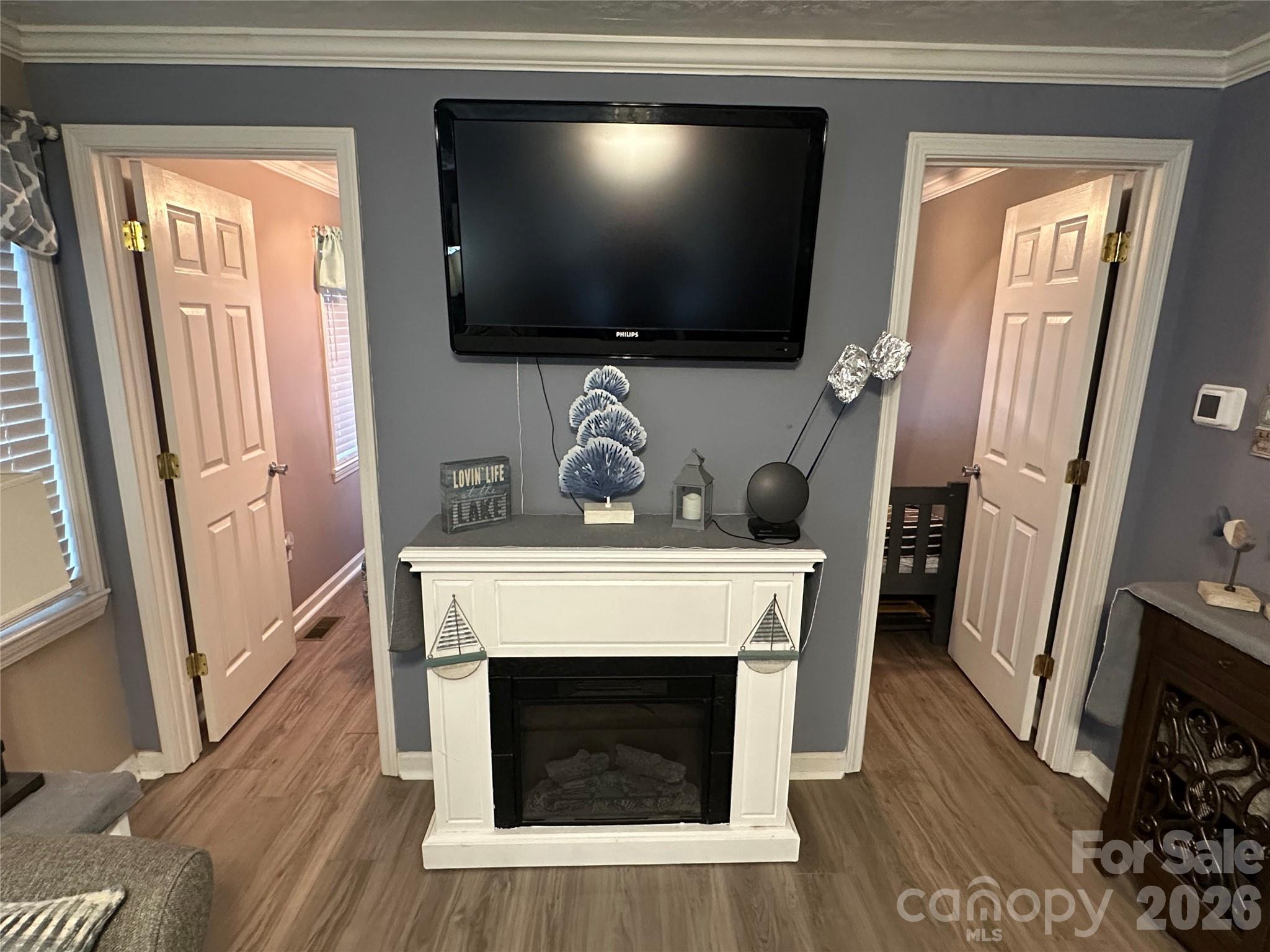 138 Marina Drive — New London