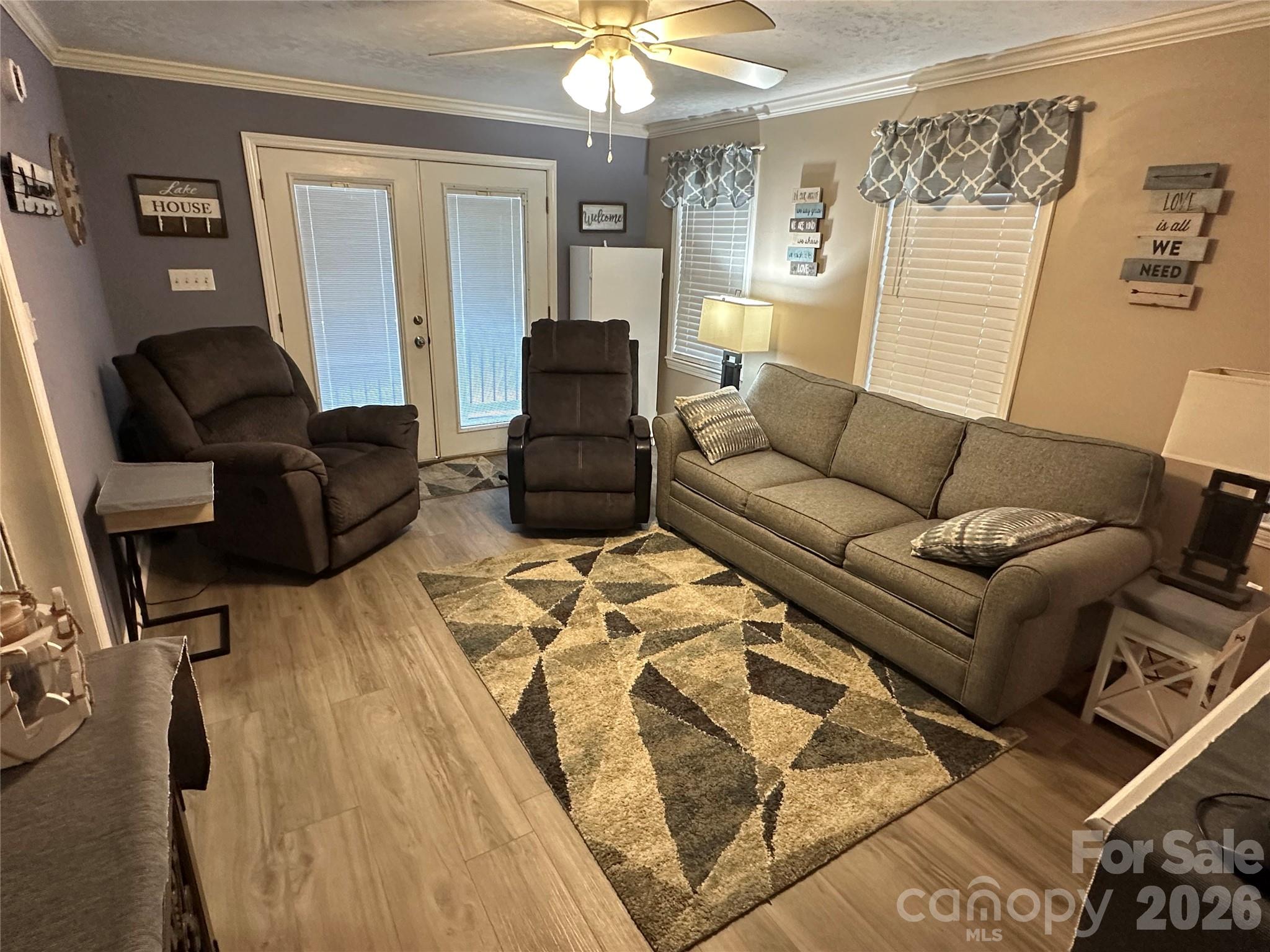 138 Marina Drive — New London