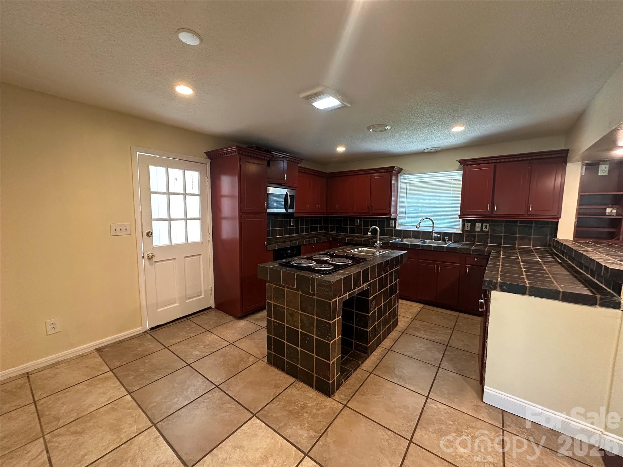 5836 Lebanon Road — Charlotte
