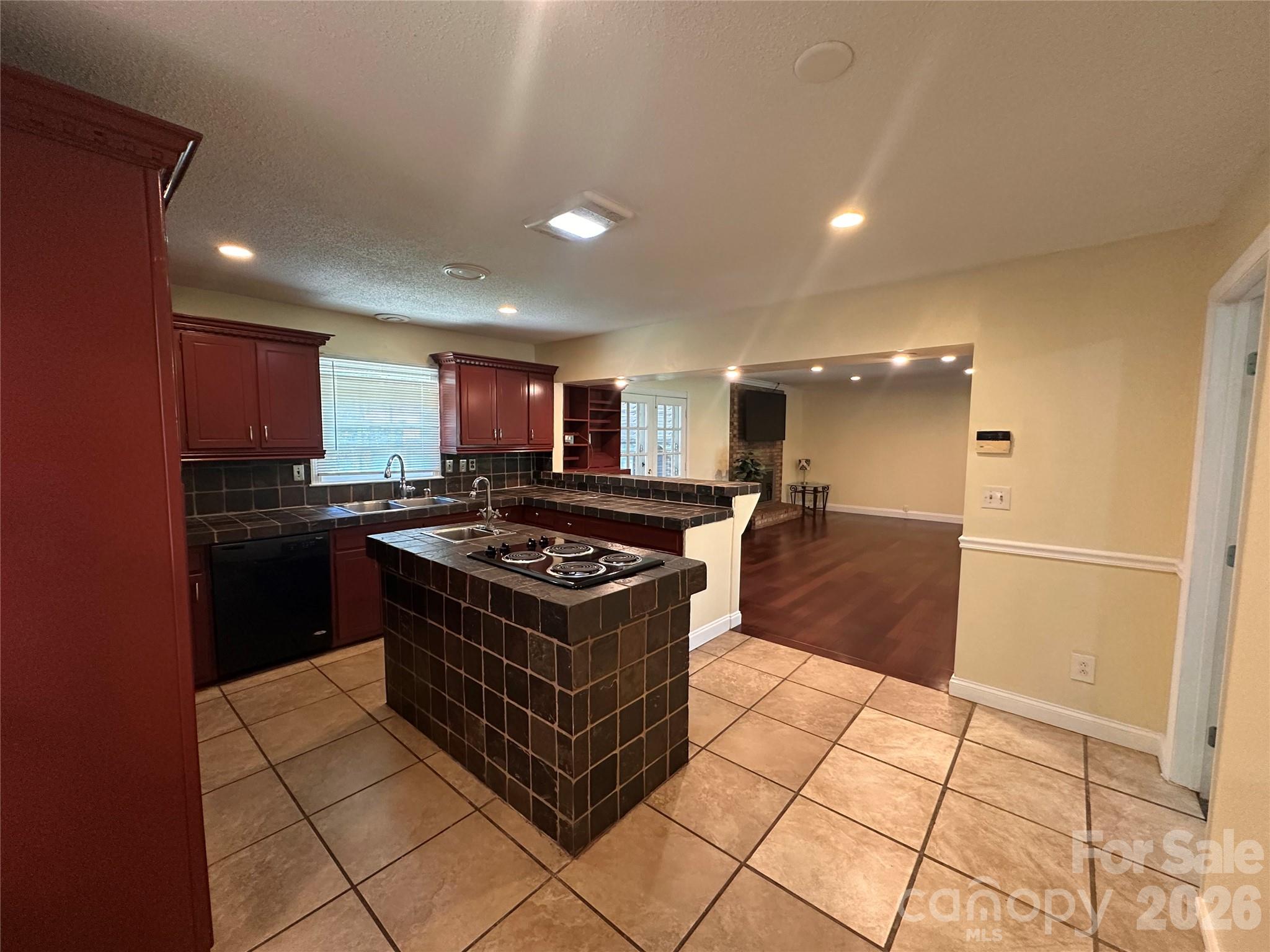 5836 Lebanon Road — Charlotte