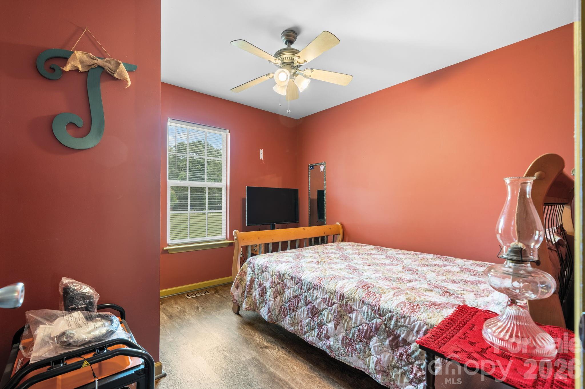 649 Springs East Road — Lincolnton