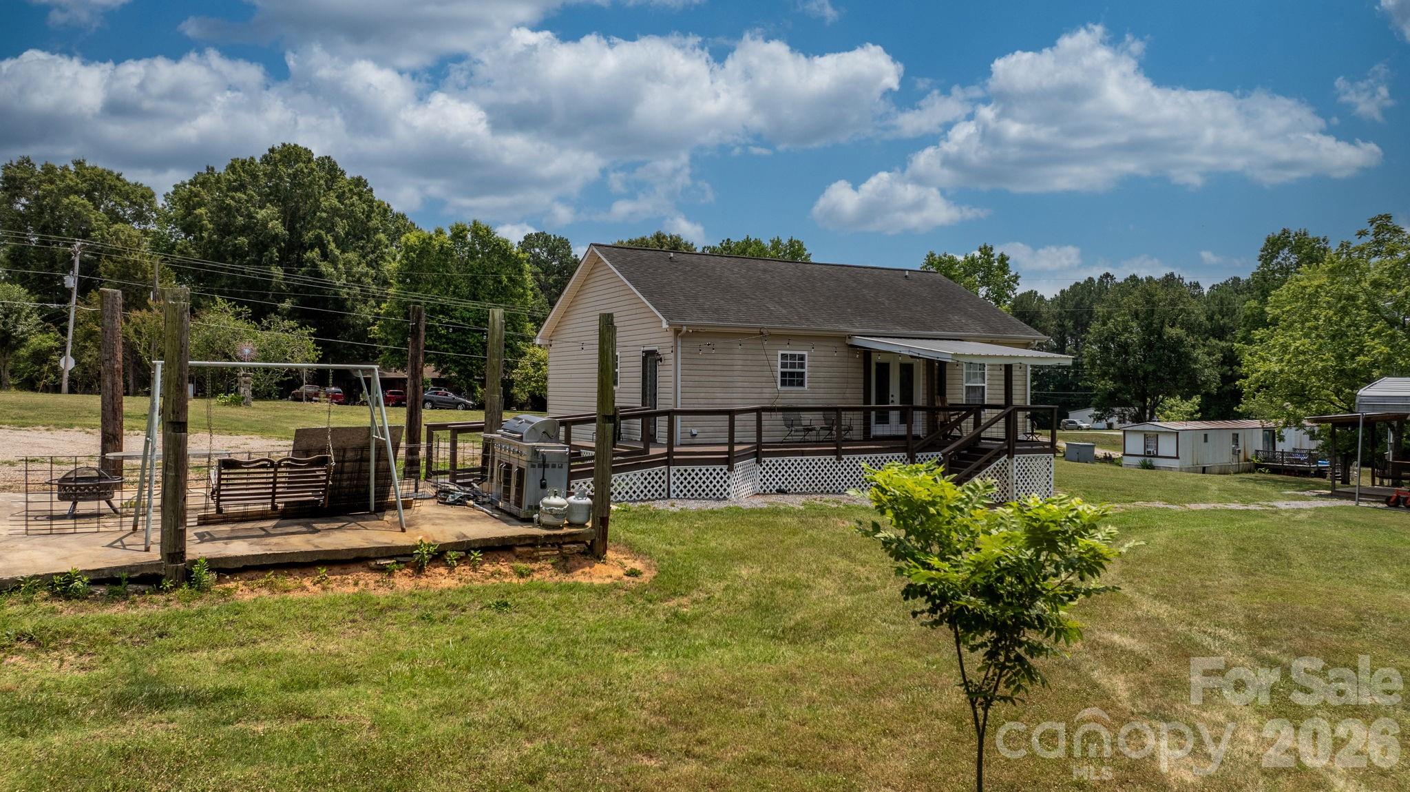 649 Springs East Road — Lincolnton