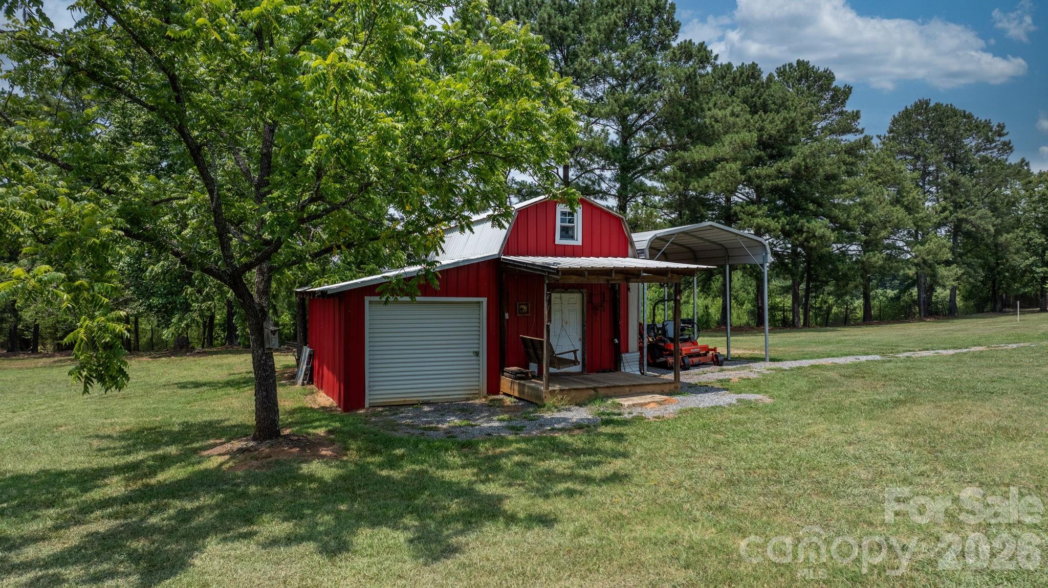 649 Springs East Road — Lincolnton