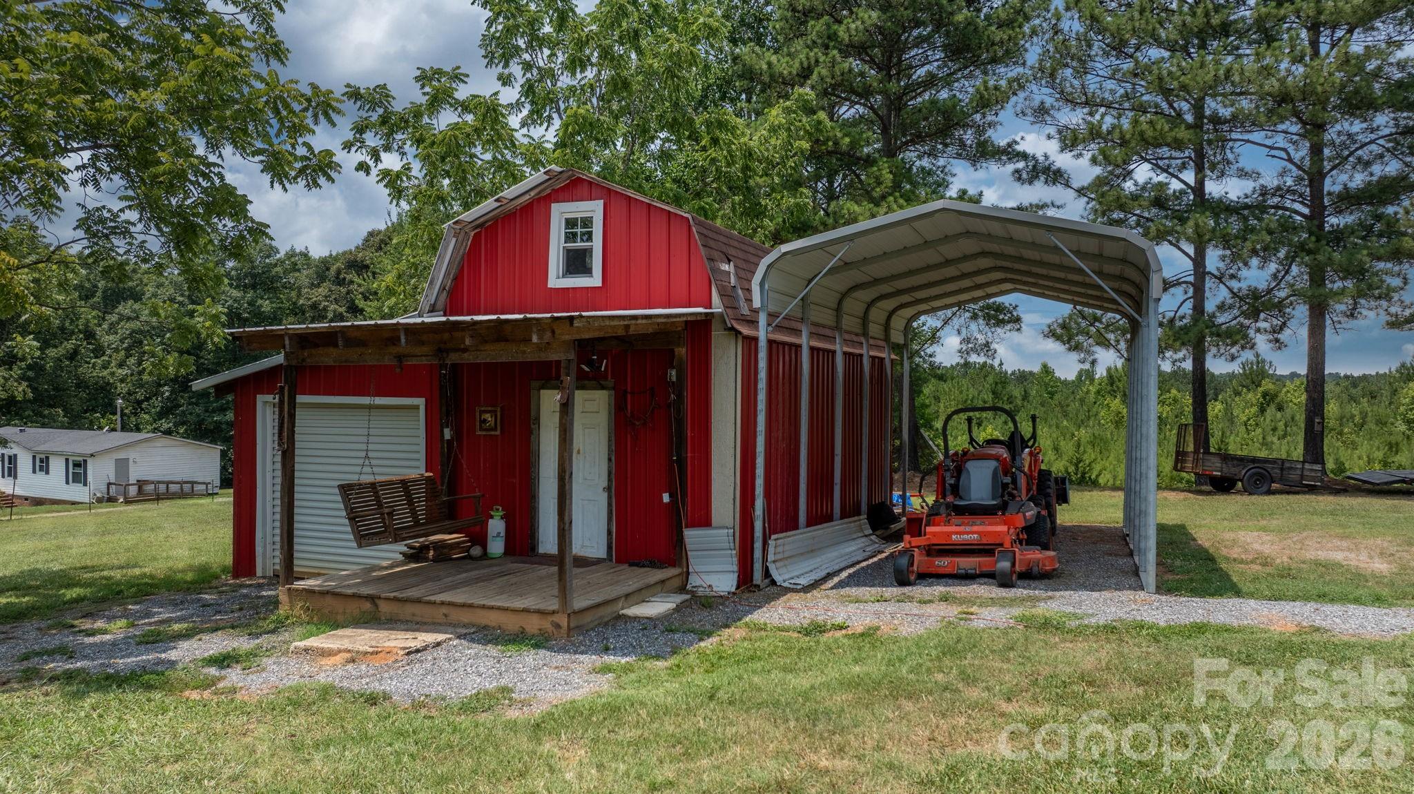 649 Springs East Road — Lincolnton