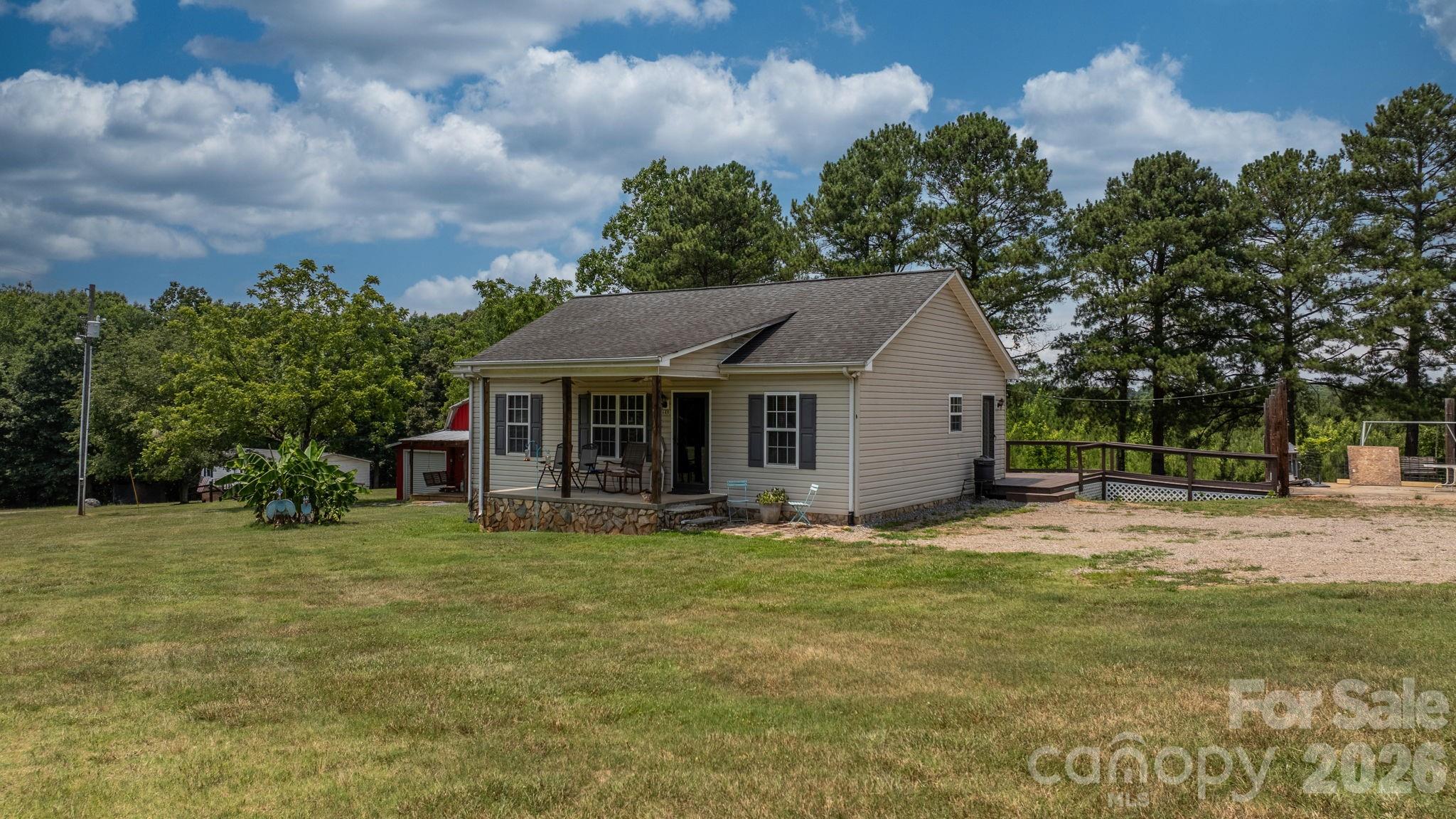649 Springs East Road — Lincolnton