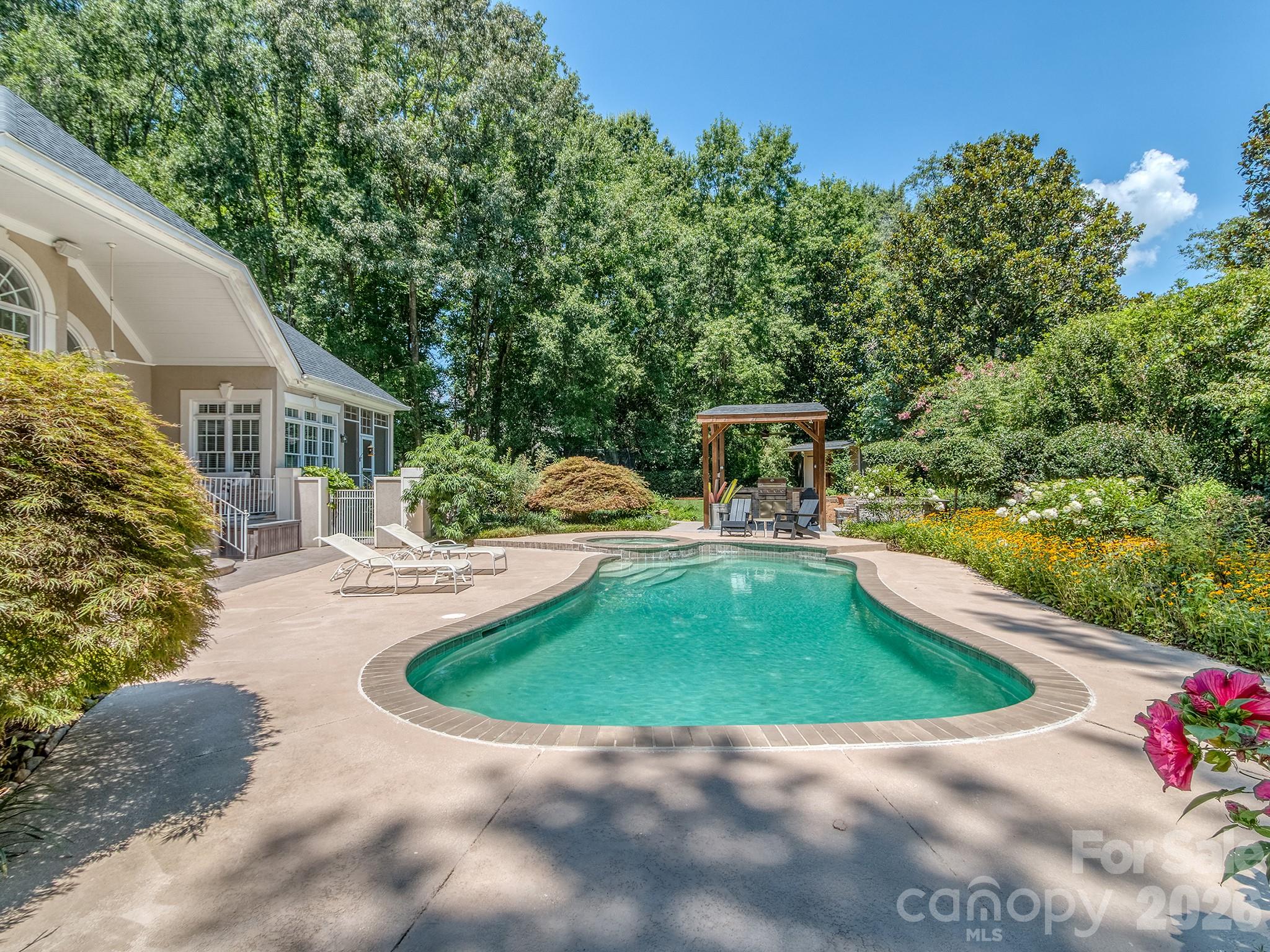 1733 White Pond Lane — Waxhaw